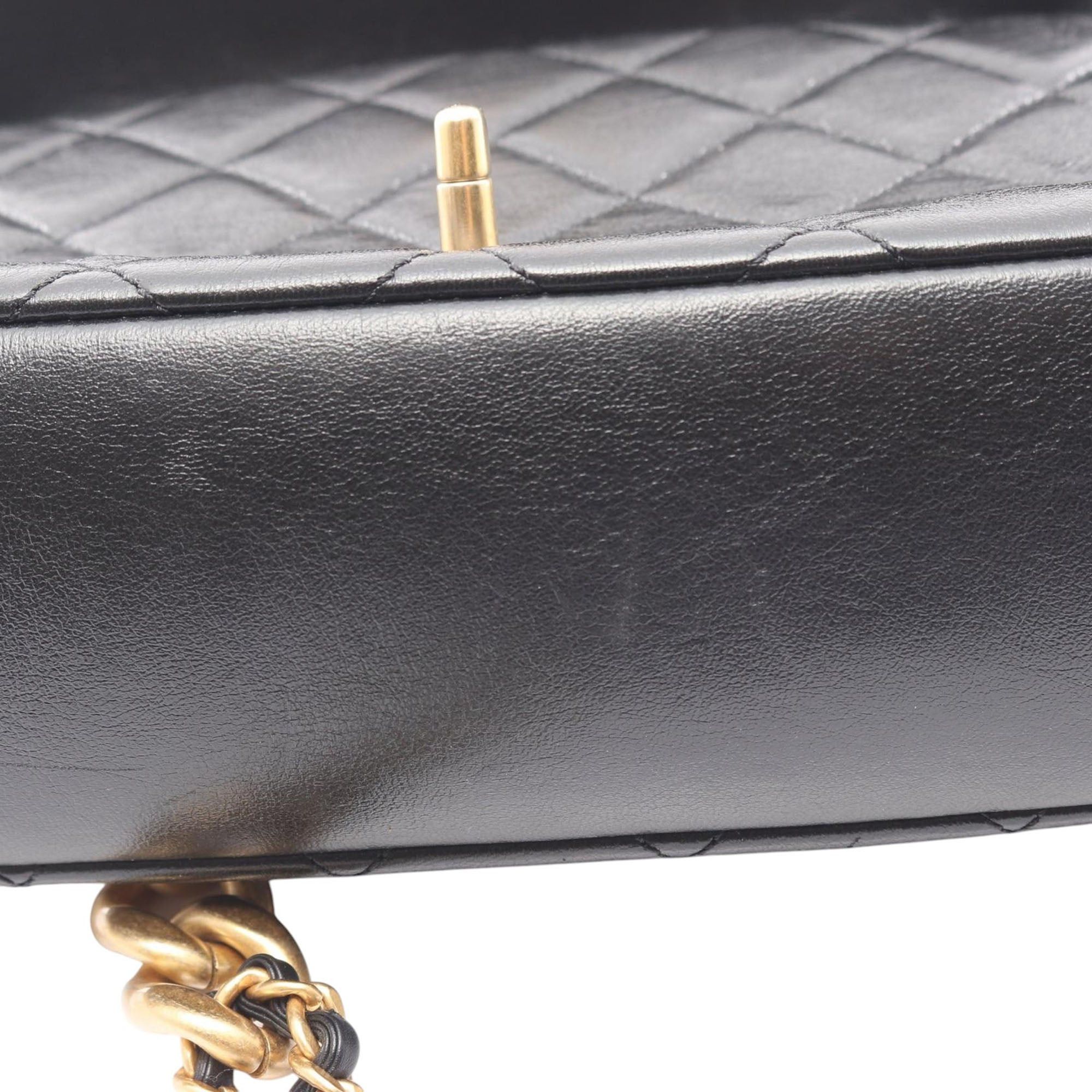 Chanel CC Quilted Lambskin Contrast Stitch Single Flap Size ONE SIZE - 3 Thumbnail