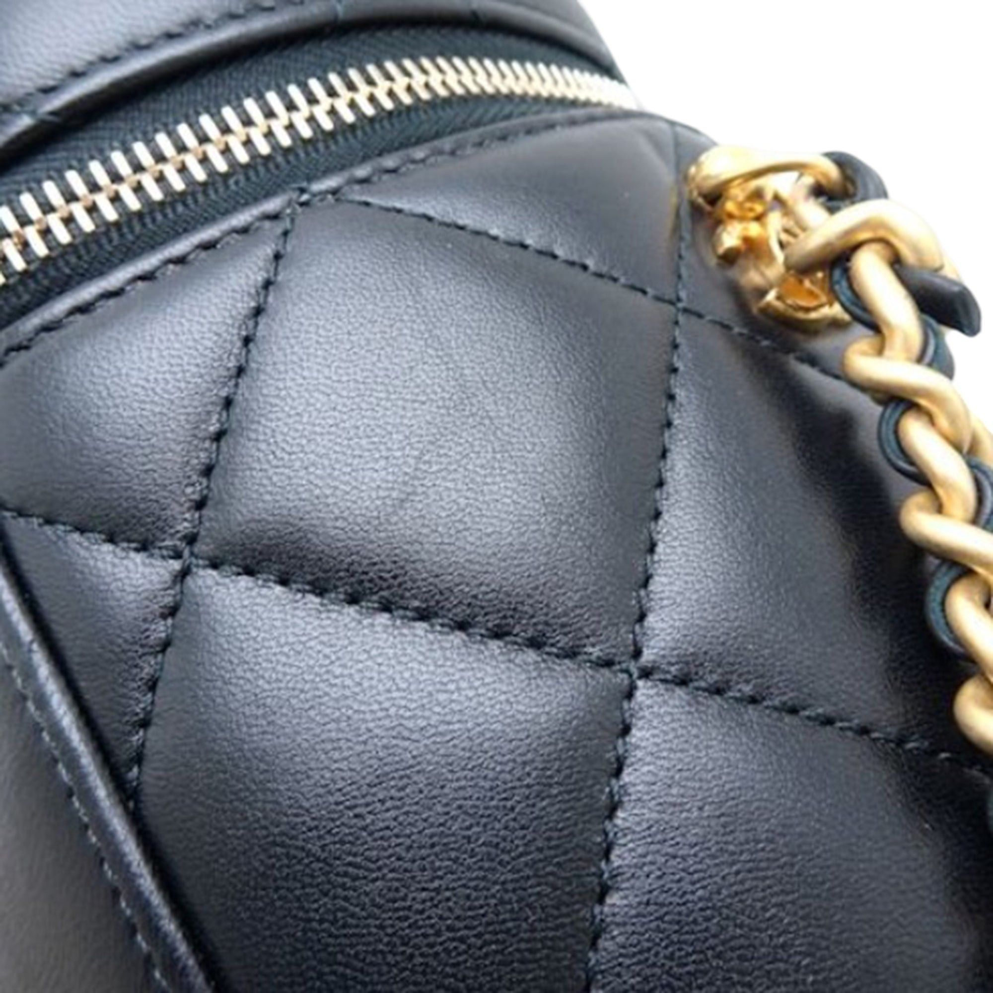 Chanel Small Quilted Lambskin Side Note Vanity Case Size ONE SIZE - 12 Thumbnail