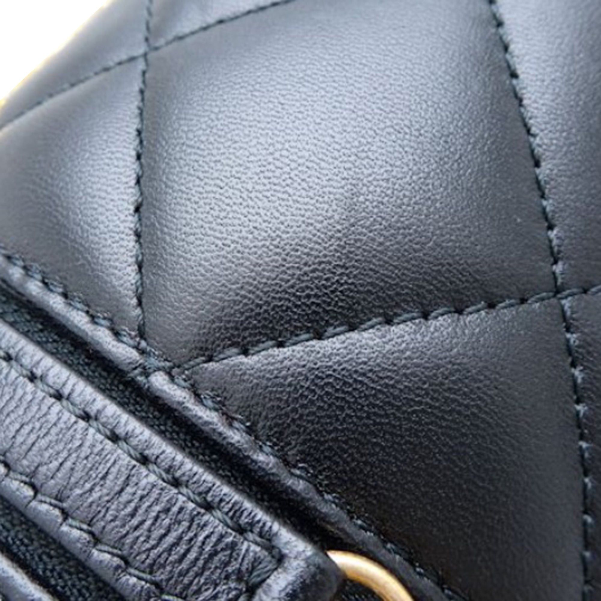 Chanel Small Quilted Lambskin Side Note Vanity Case Size ONE SIZE - 11 Thumbnail