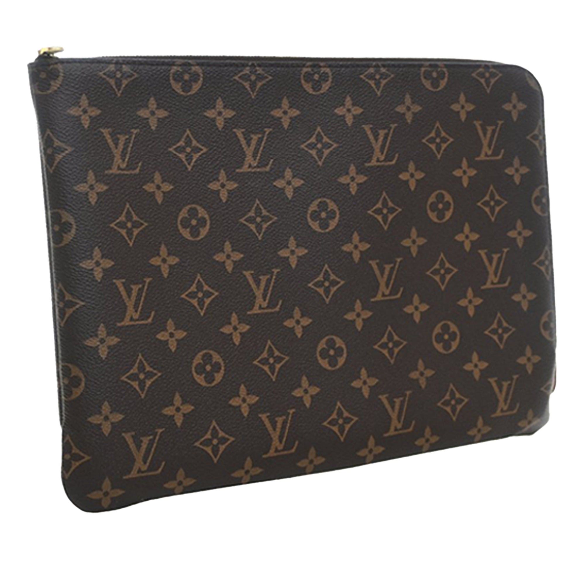 Louis Vuitton Monogram Etui Voyage MM Size ONE SIZE - 3 Thumbnail