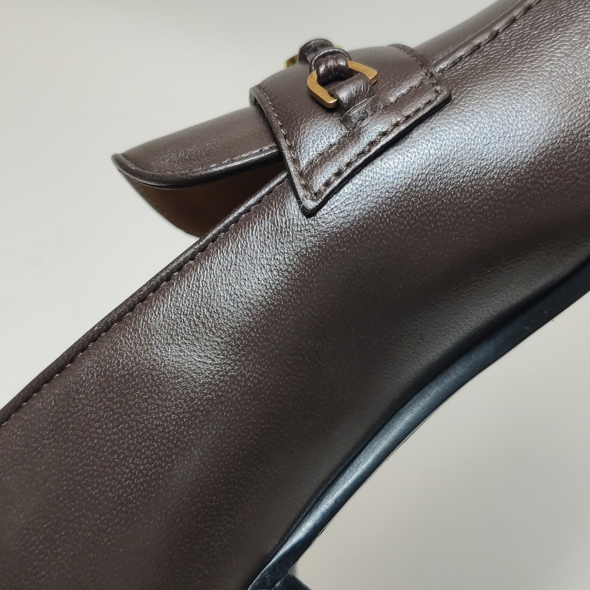 Gucci Gucci Men 5.5 Leather Size US 5.5 / EU 38 - 14 Thumbnail