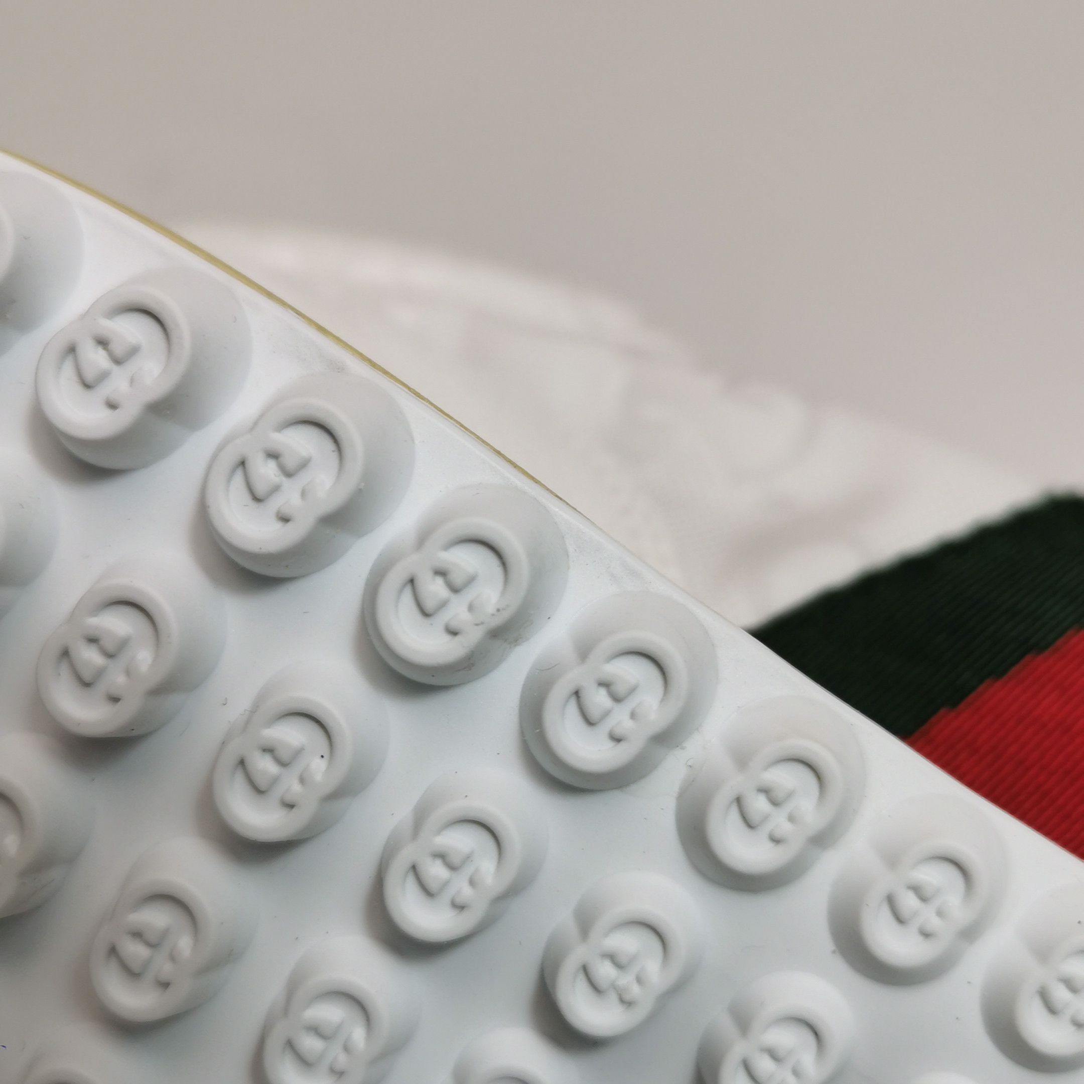 Gucci Gucci Men 8 Lowtop Sneakers Size US 8 / EU 41 - 7 Thumbnail