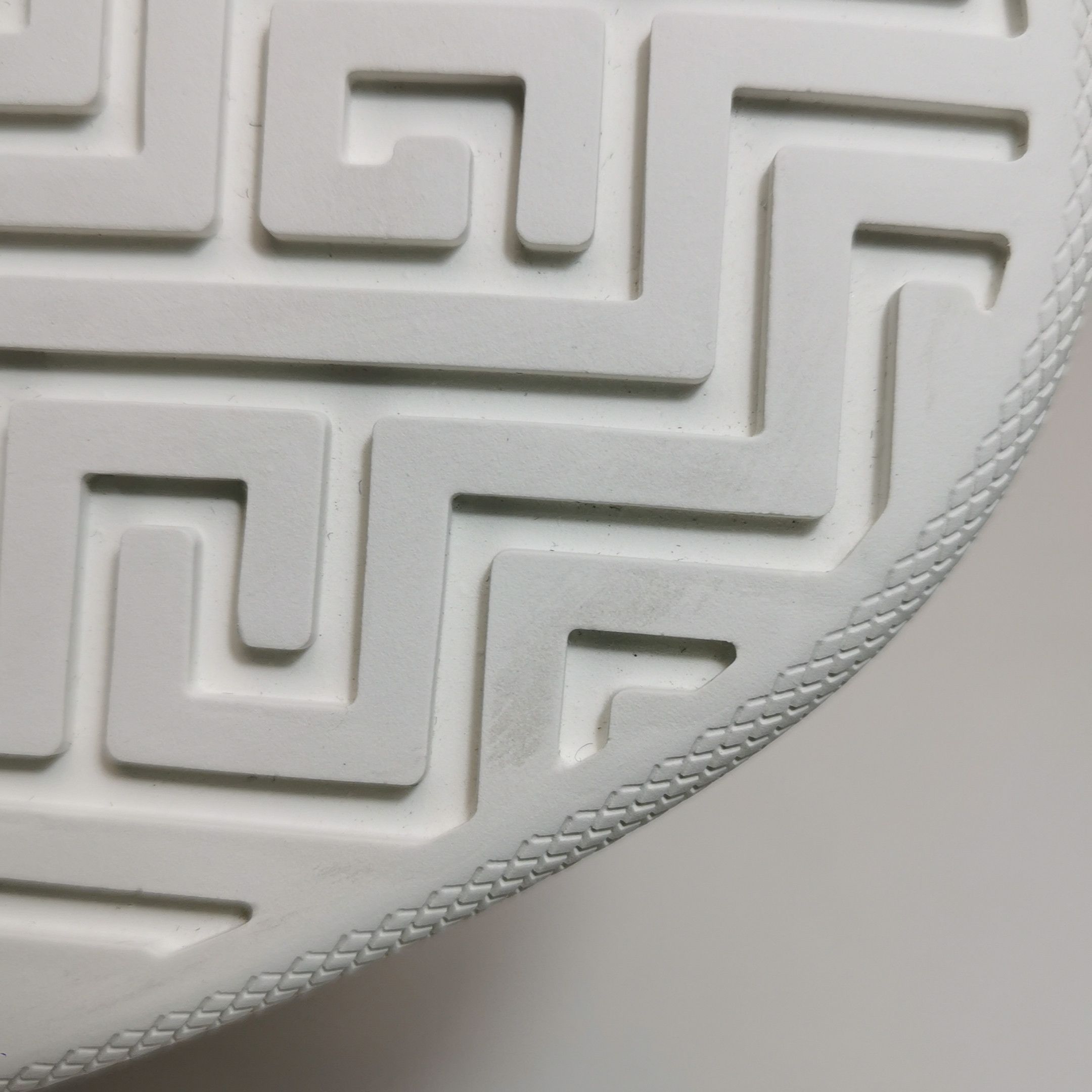 Gucci Gucci Men 10 Lowtop Sneakers Size US 10 / EU 43 - 8 Thumbnail