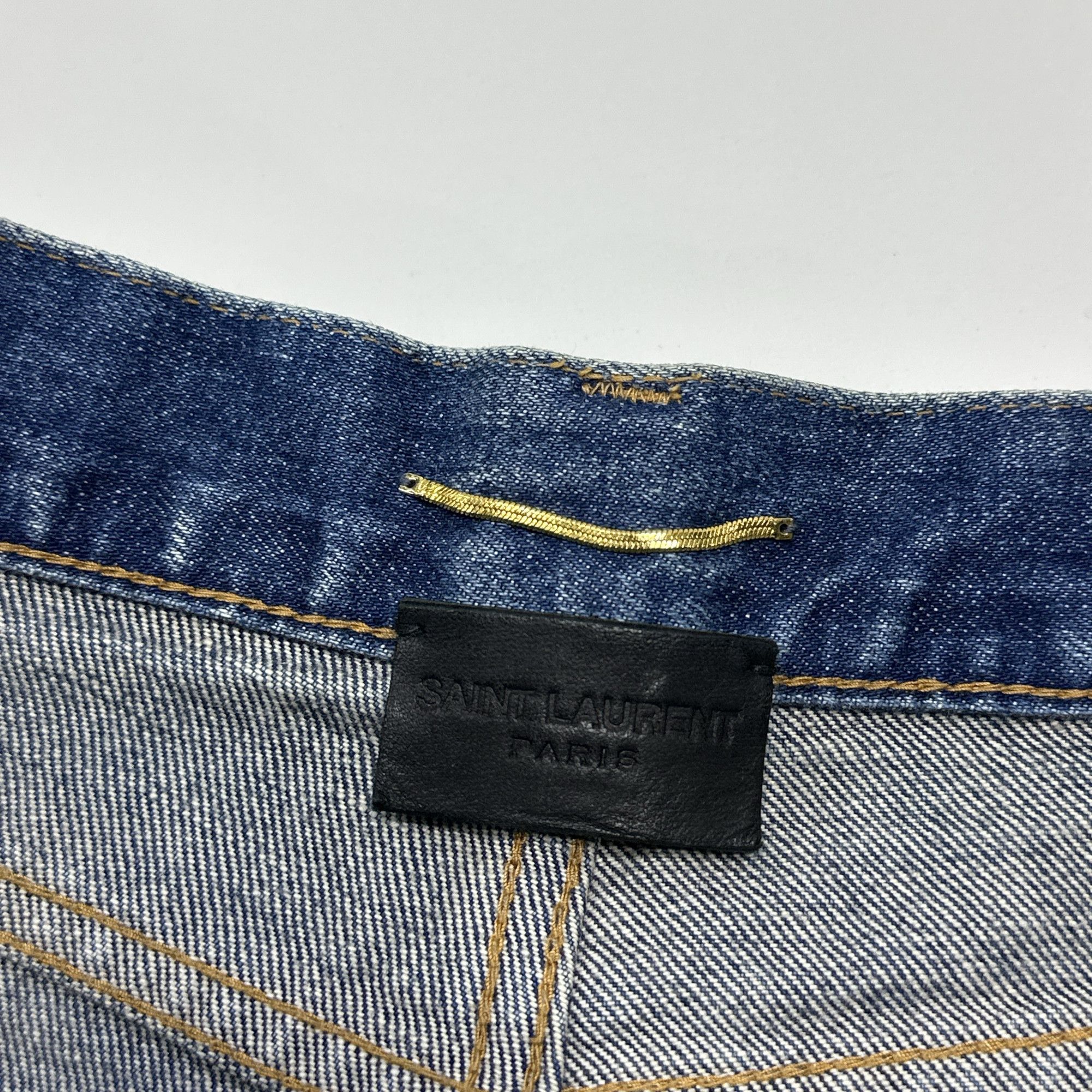 Saint Laurent Paris Saint Laurent Frayed Denim Shorts Size 26 Size 26" / US 2 / IT 38 - 3 Thumbnail