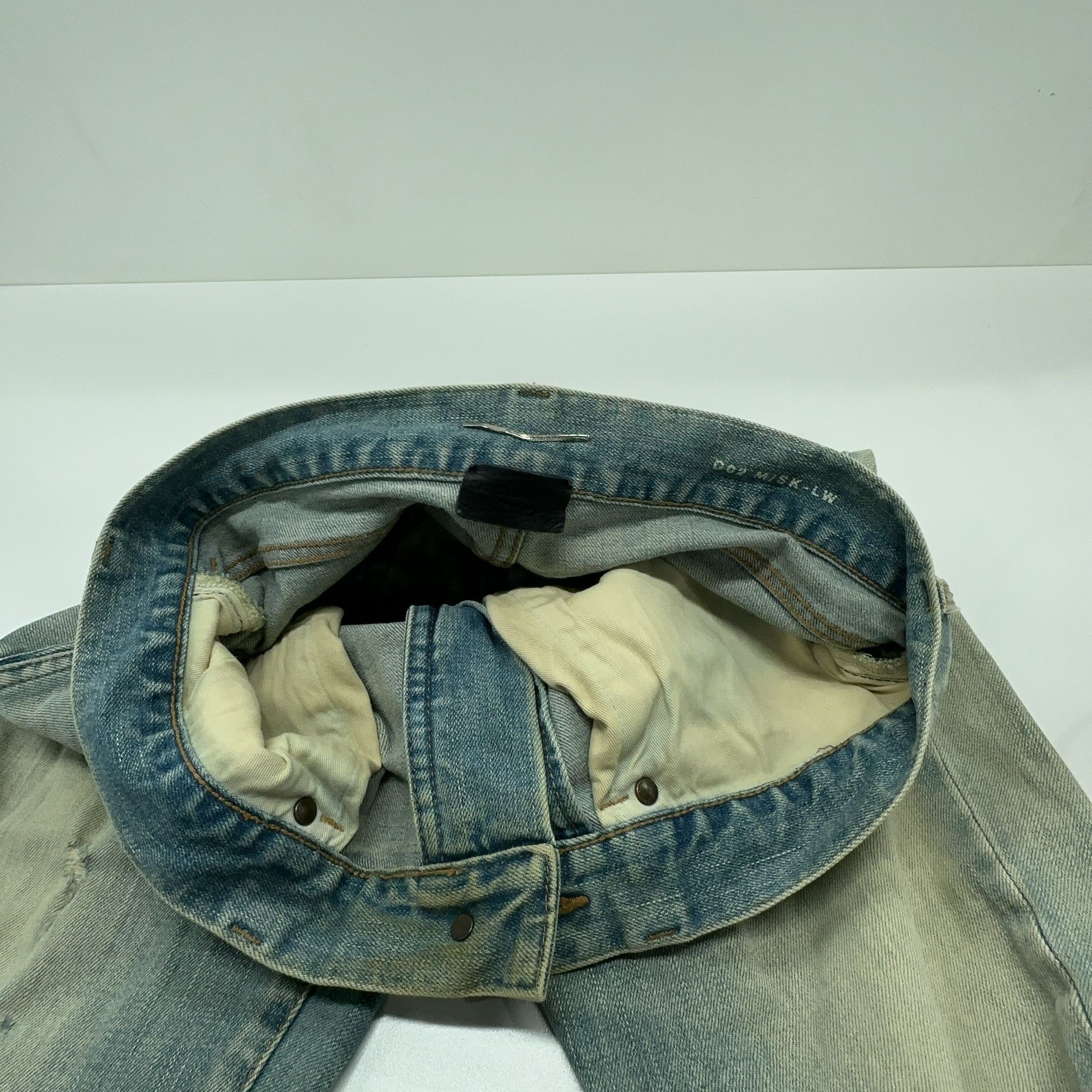 Saint Laurent Paris Saint Laurent D02 Distressed Denim Jeans Size 30 Size US 30 / EU 46 - 6 Thumbnail
