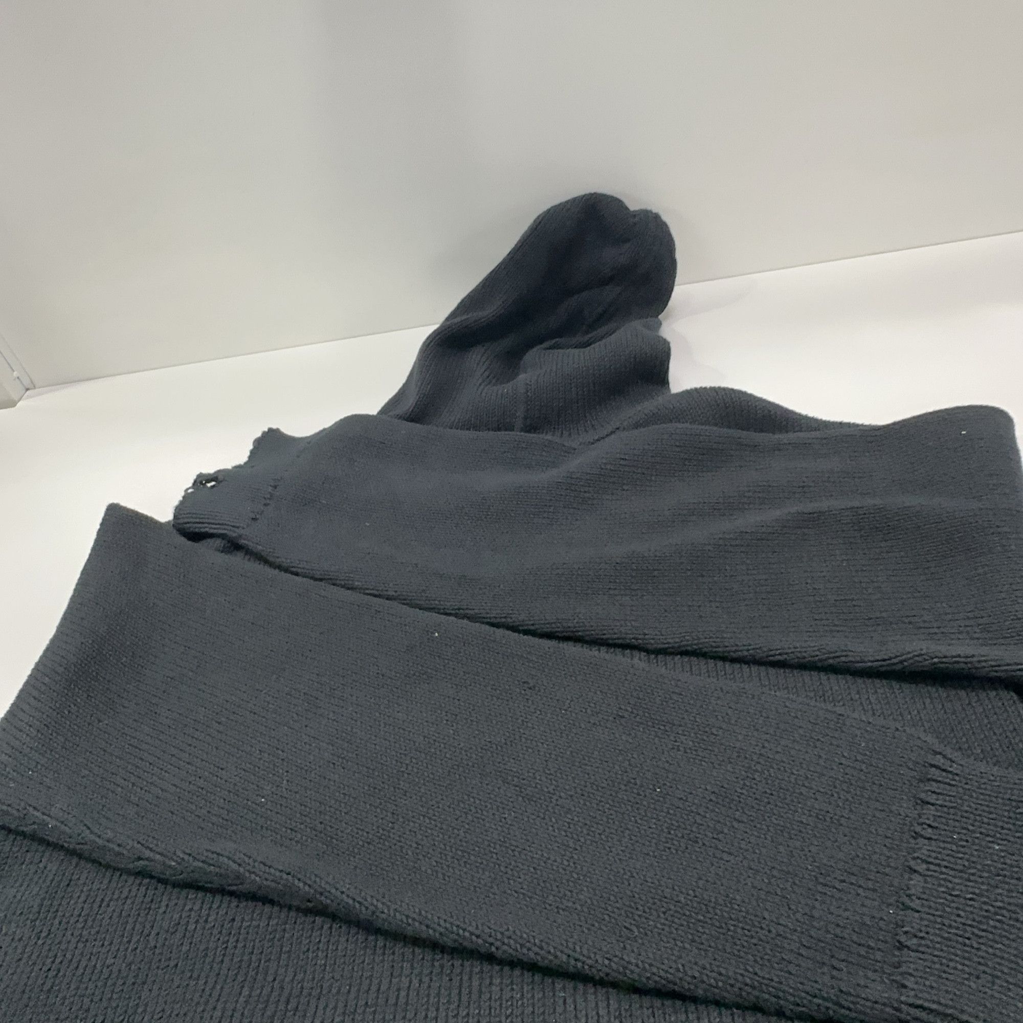 Saint Laurent Paris Saint Laurent Distressed Knit Hoodie Size XL Size US XL / EU 56 / 4 - 11 Thumbnail