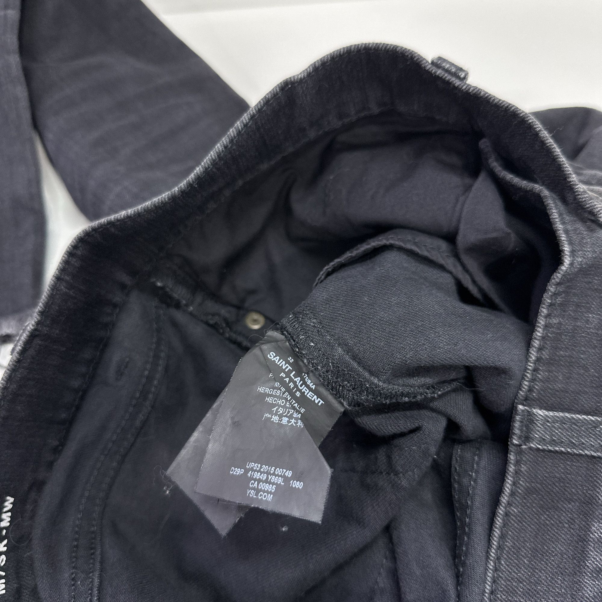 Saint Laurent Paris Saint Laurent D01 Black Frayed Hem Jeans Size 32 Size US 32 / EU 48 - 3 Thumbnail