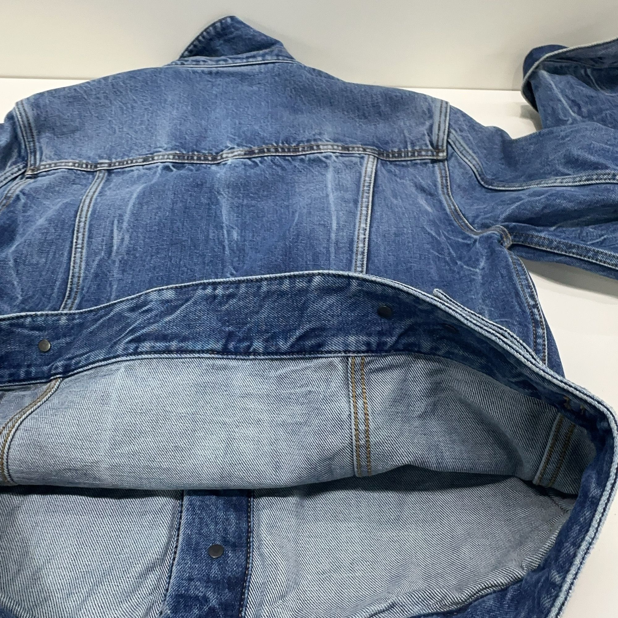 Saint Laurent Paris Saint Laurent Blue Denim Jacket Size M Size US M / EU 48-50 / 2 - 9 Thumbnail