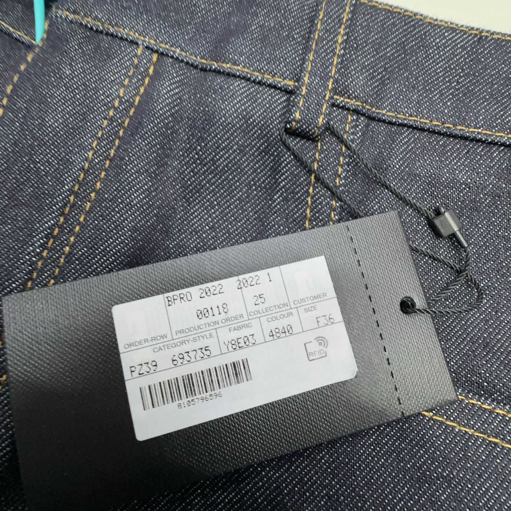 Saint Laurent Paris Saint Laurent Dark Indigo Jeans Size 36 Size 26" / US 2 / IT 38 - 2 Thumbnail