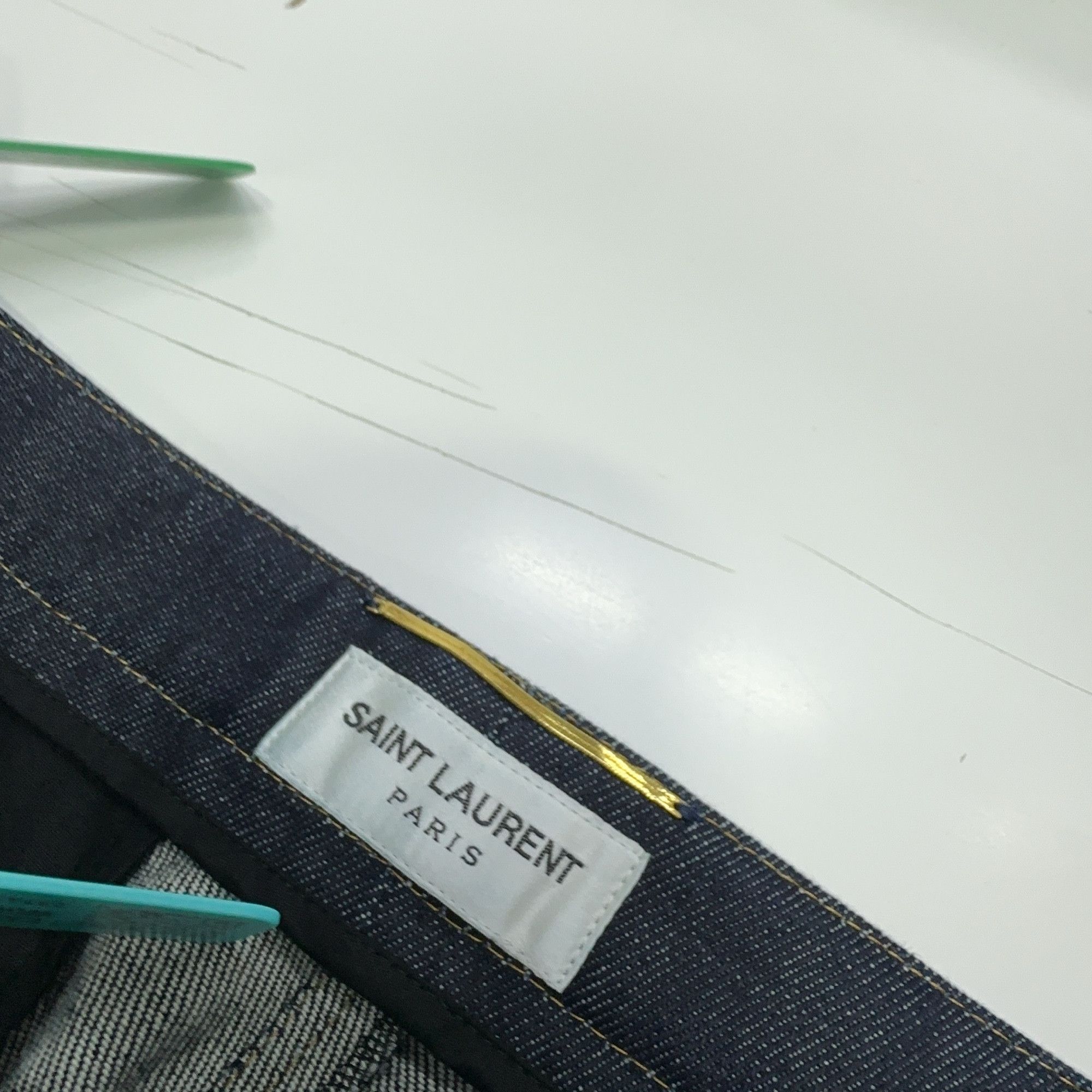 Saint Laurent Paris Saint Laurent Dark Indigo Jeans Size 36 Size 26" / US 2 / IT 38 - 3 Thumbnail