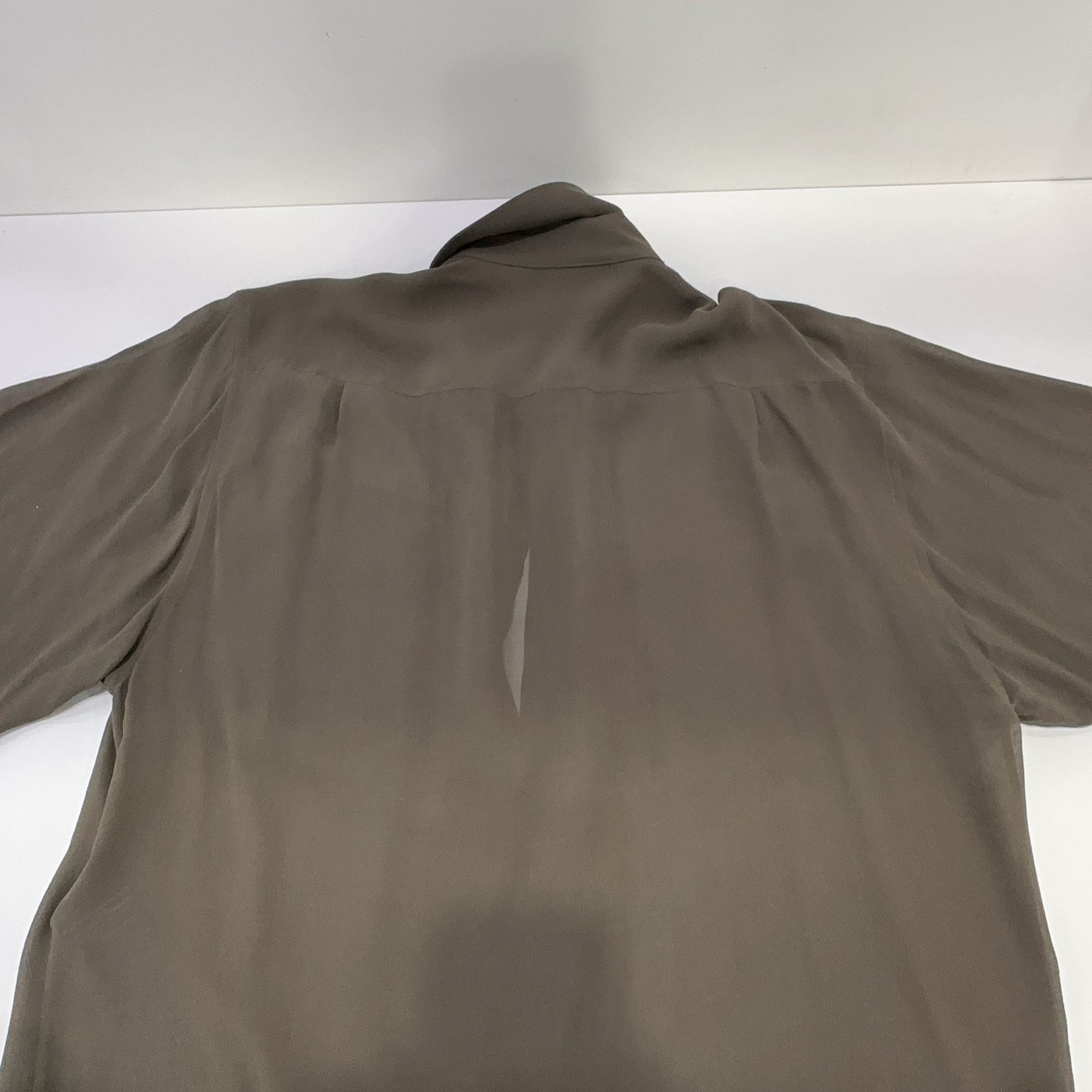 Saint Laurent Paris Saint Laurent Silk Button Up Shirt Size M Size US M / EU 48-50 / 2 - 10 Thumbnail