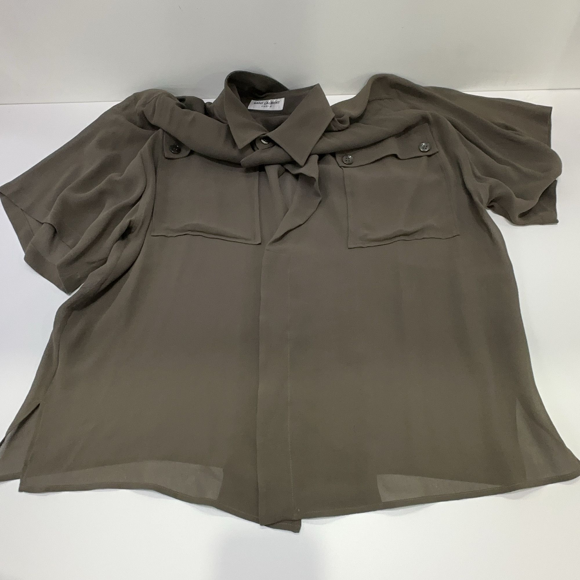 Saint Laurent Paris Saint Laurent Silk Button Up Shirt Size M Size US M / EU 48-50 / 2 - 7 Thumbnail