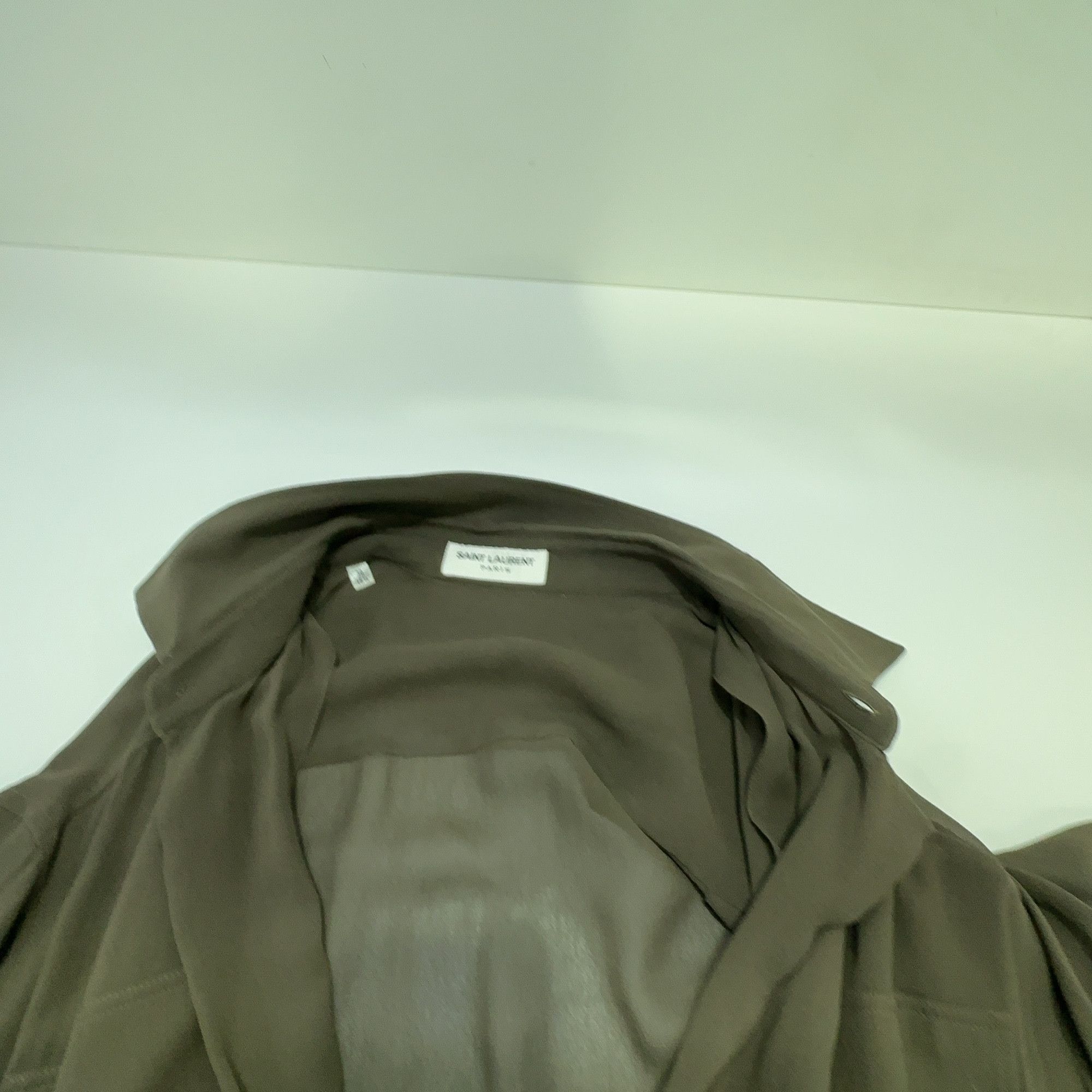 Saint Laurent Paris Saint Laurent Silk Button Up Shirt Size M Size US M / EU 48-50 / 2 - 6 Thumbnail