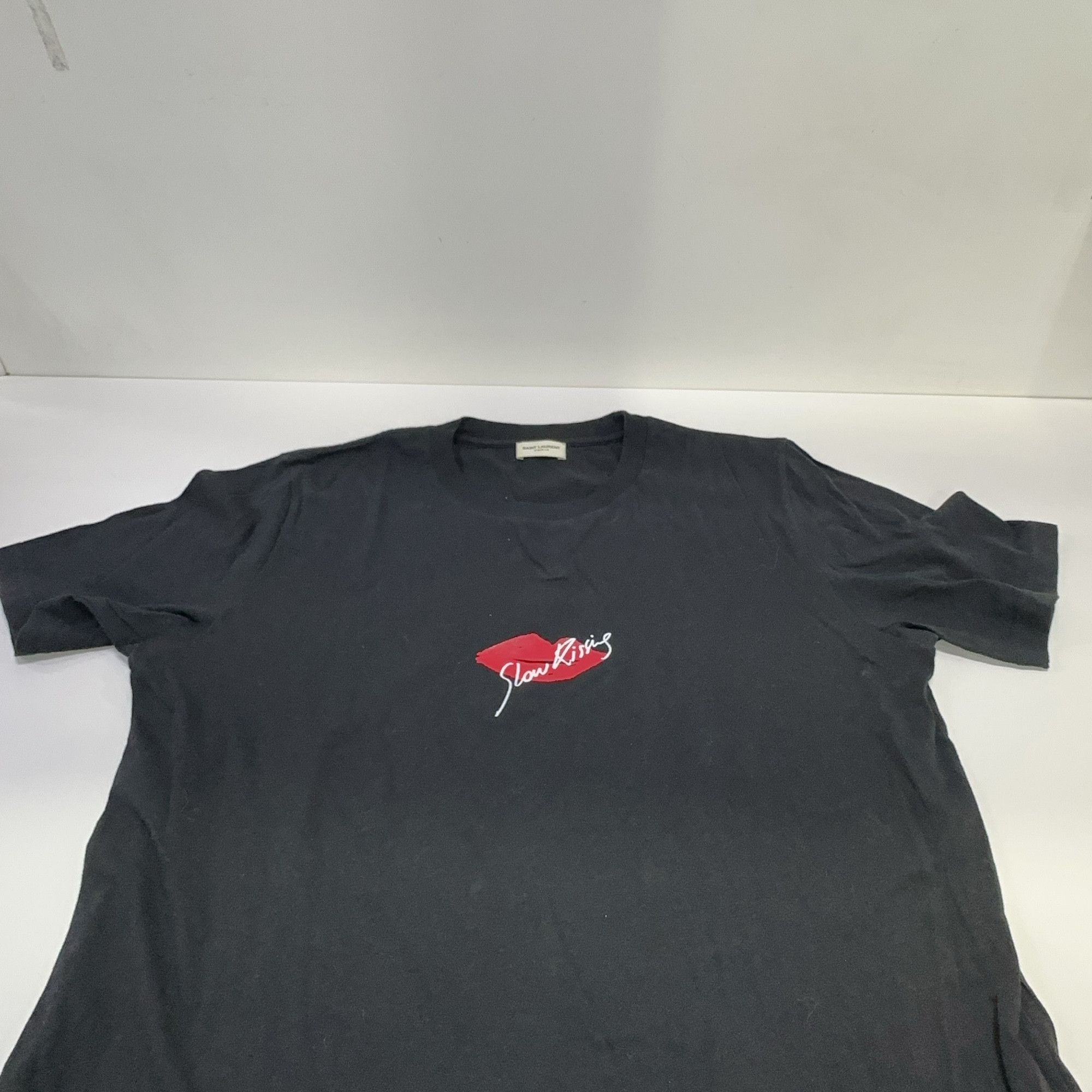 Saint Laurent Paris Saint Laurent Slow Kissing Graphic T-Shirt Size S Size US S / EU 44-46 / 1 - 8 Thumbnail
