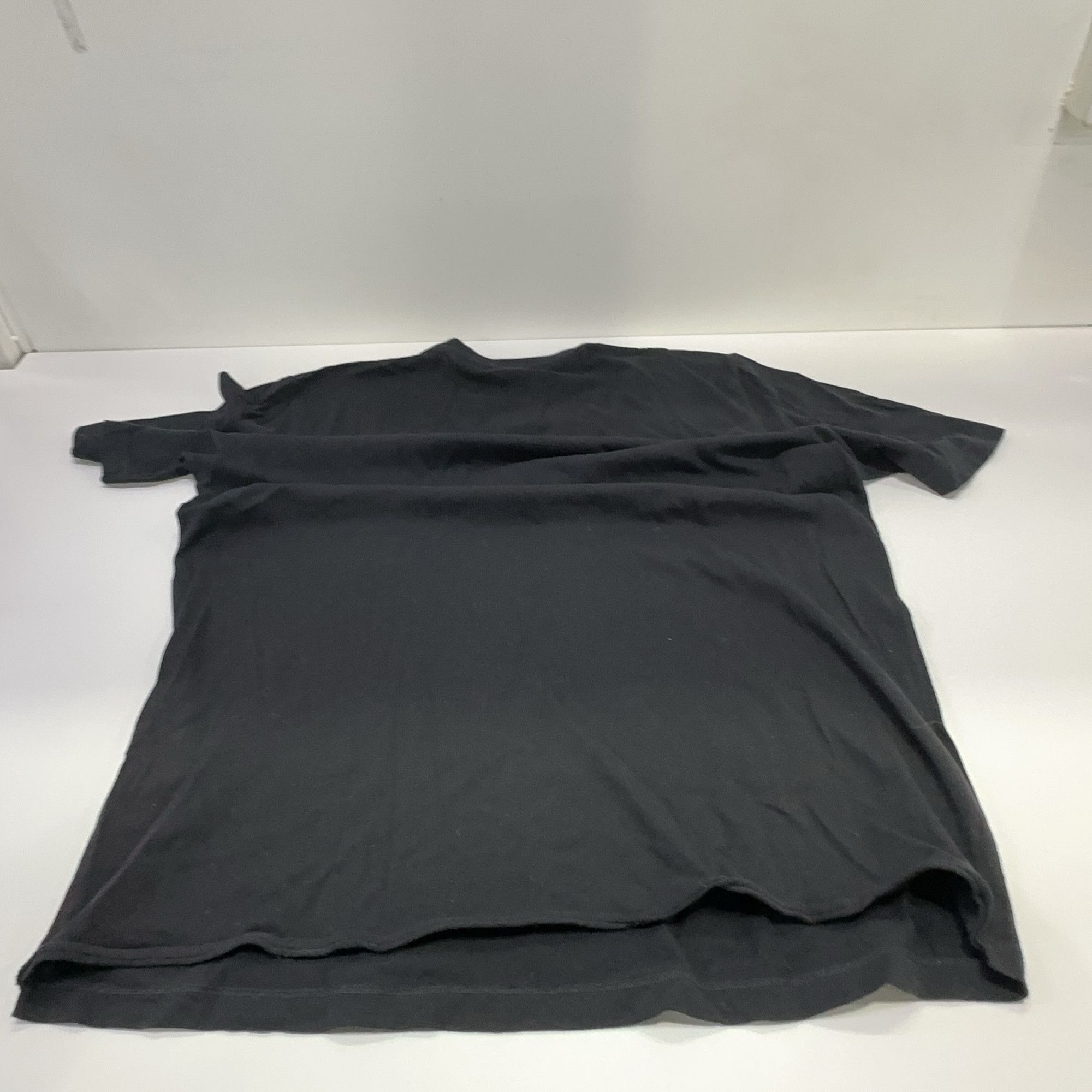 Saint Laurent Paris Saint Laurent Slow Kissing Graphic T-Shirt Size S Size US S / EU 44-46 / 1 - 11 Thumbnail