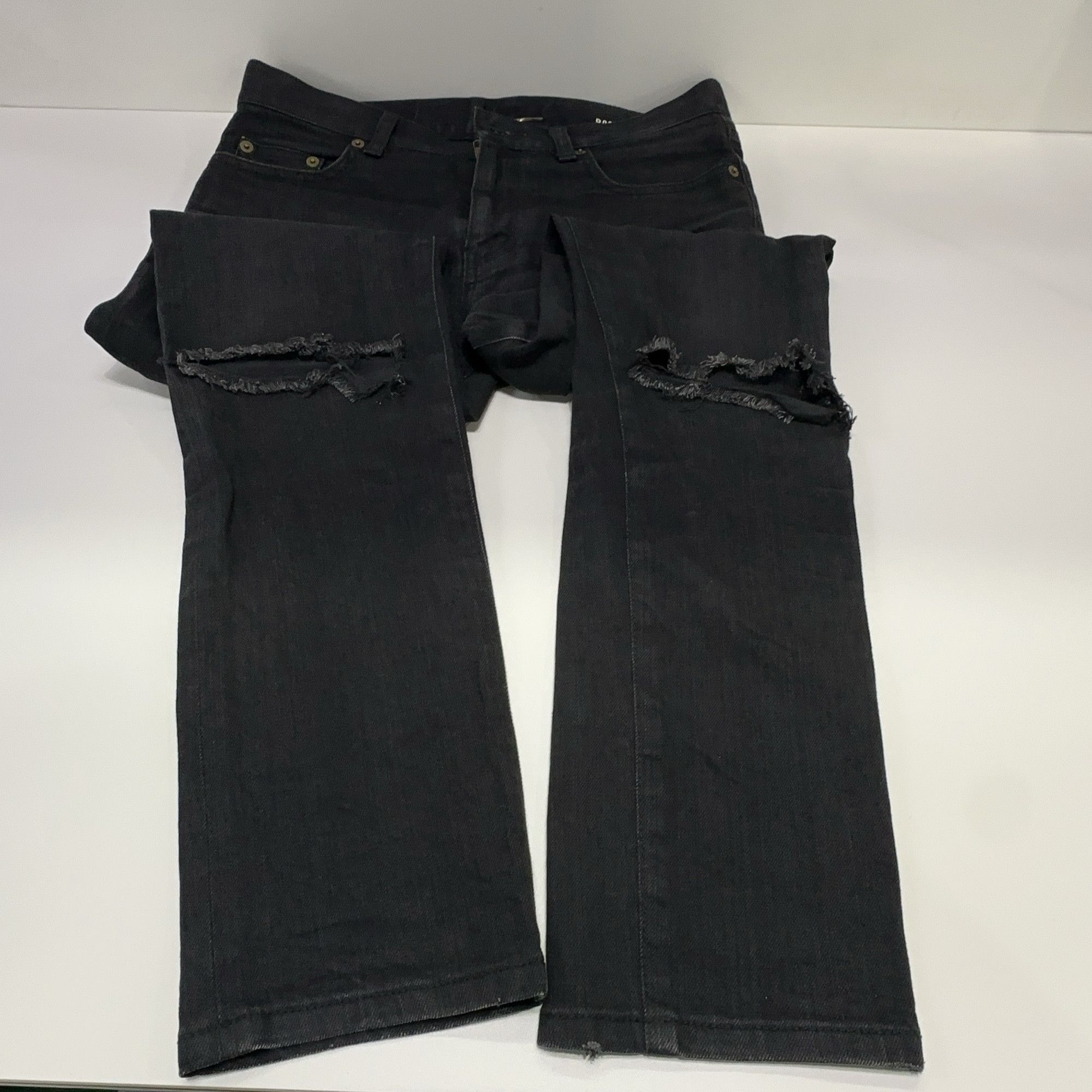 Saint Laurent Paris Saint Laurent D02 Distressed Denim Jeans Size 29 Size US 29 - 7 Thumbnail