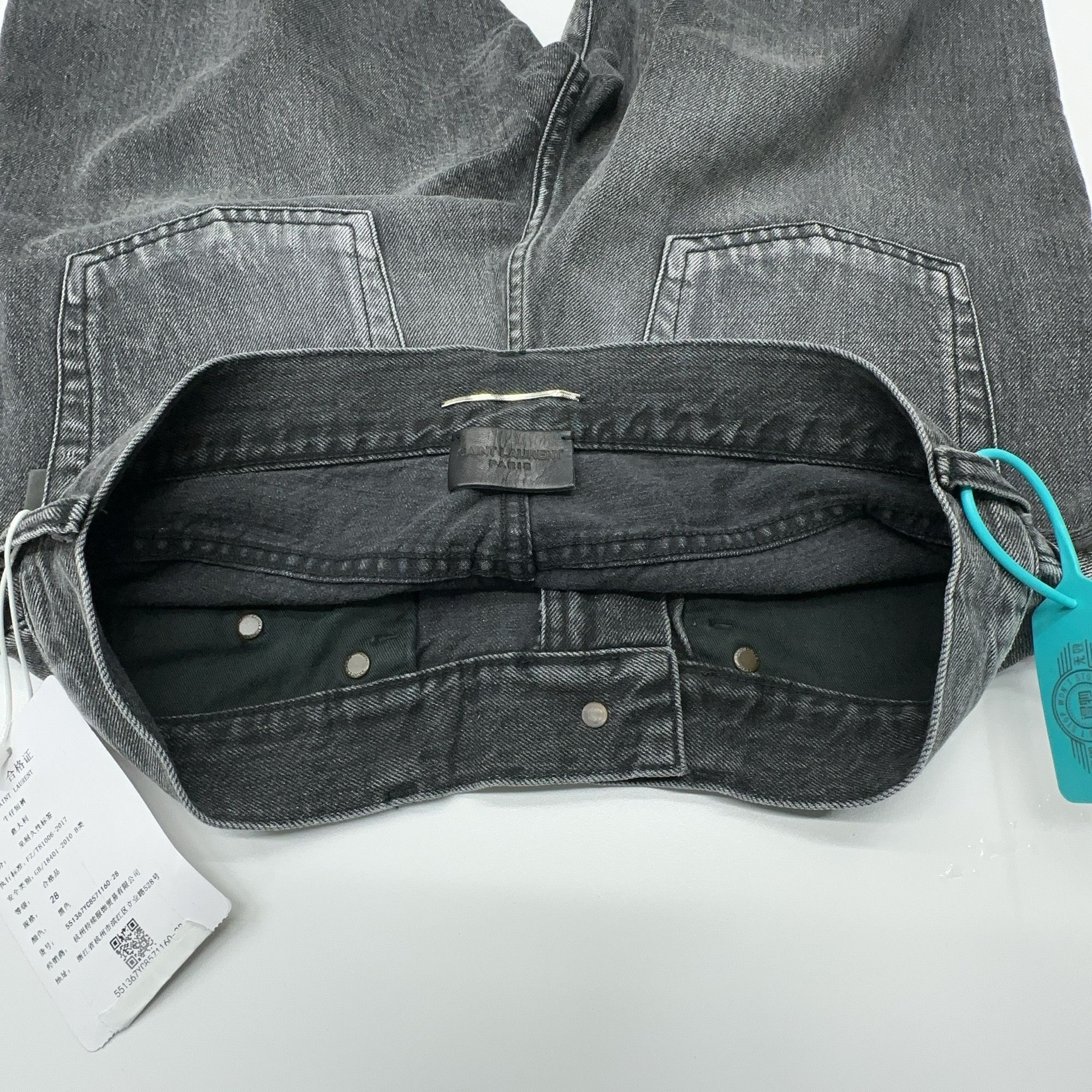 Saint Laurent Paris Saint Laurent Raw Edge Denim Shorts Size 28 Size US 28 / EU 44 - 7 Thumbnail