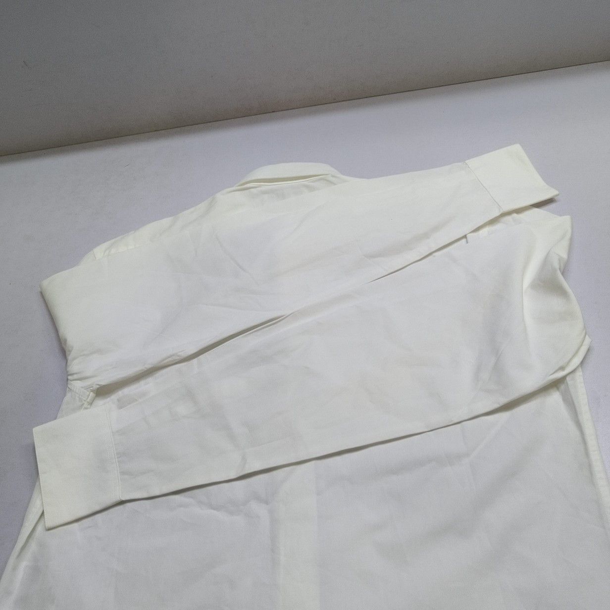 Saint Laurent Paris Saint Laurent Embroidered Collar Shirt Size S Size US S / EU 44-46 / 1 - 11 Thumbnail