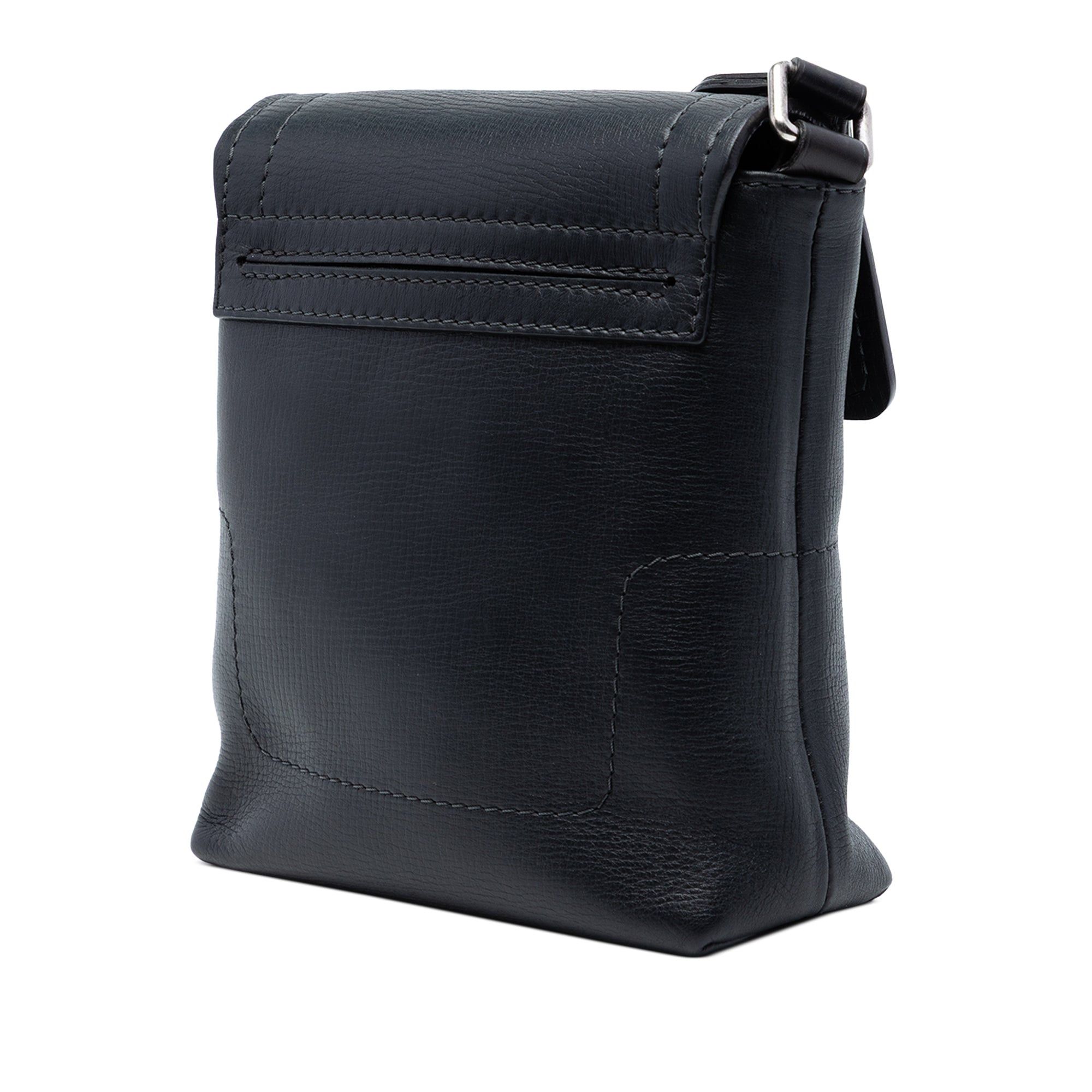 Louis Vuitton Utah Yuma Size ONE SIZE - 2 Thumbnail