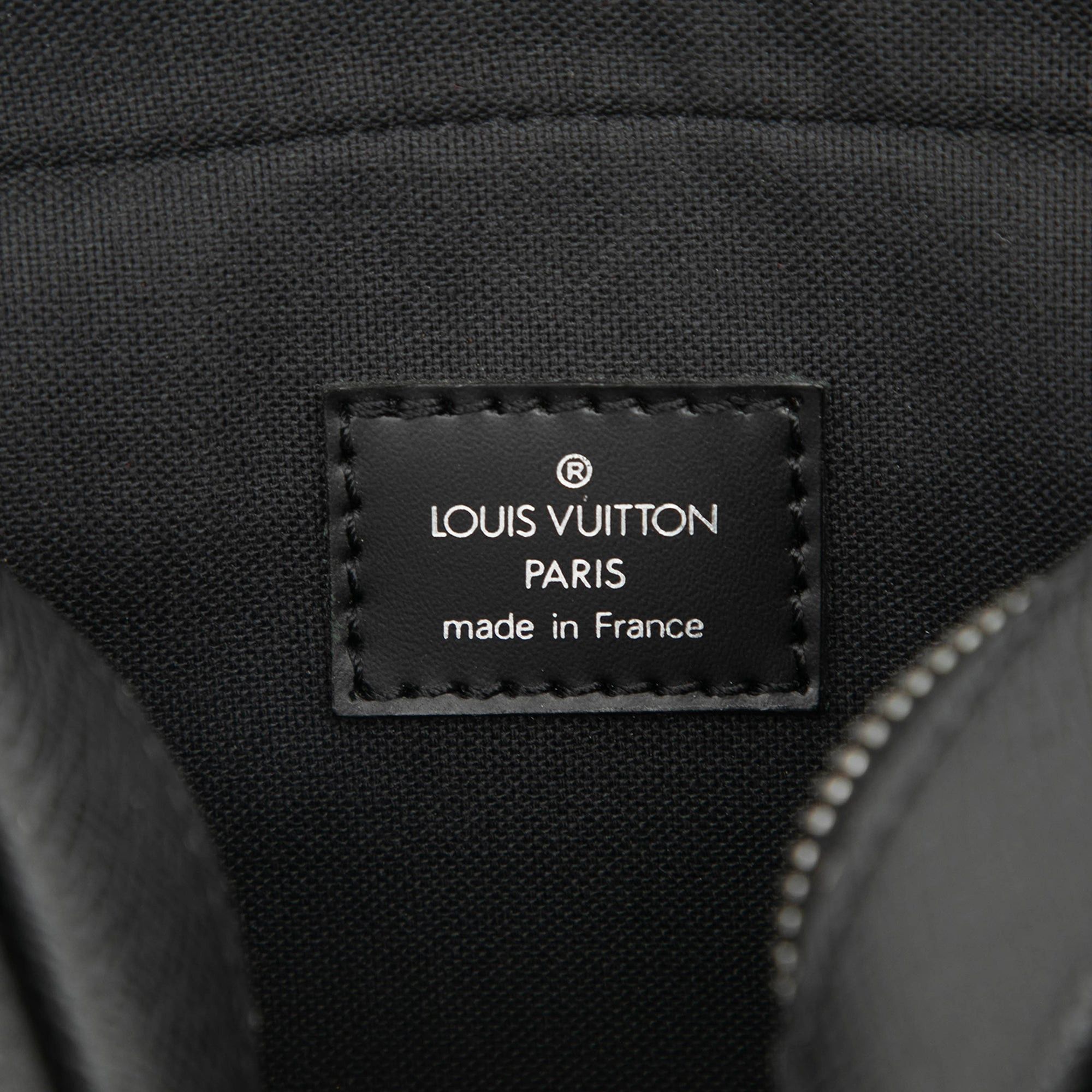 Louis Vuitton Taiga Sayan Size ONE SIZE - 5 Thumbnail