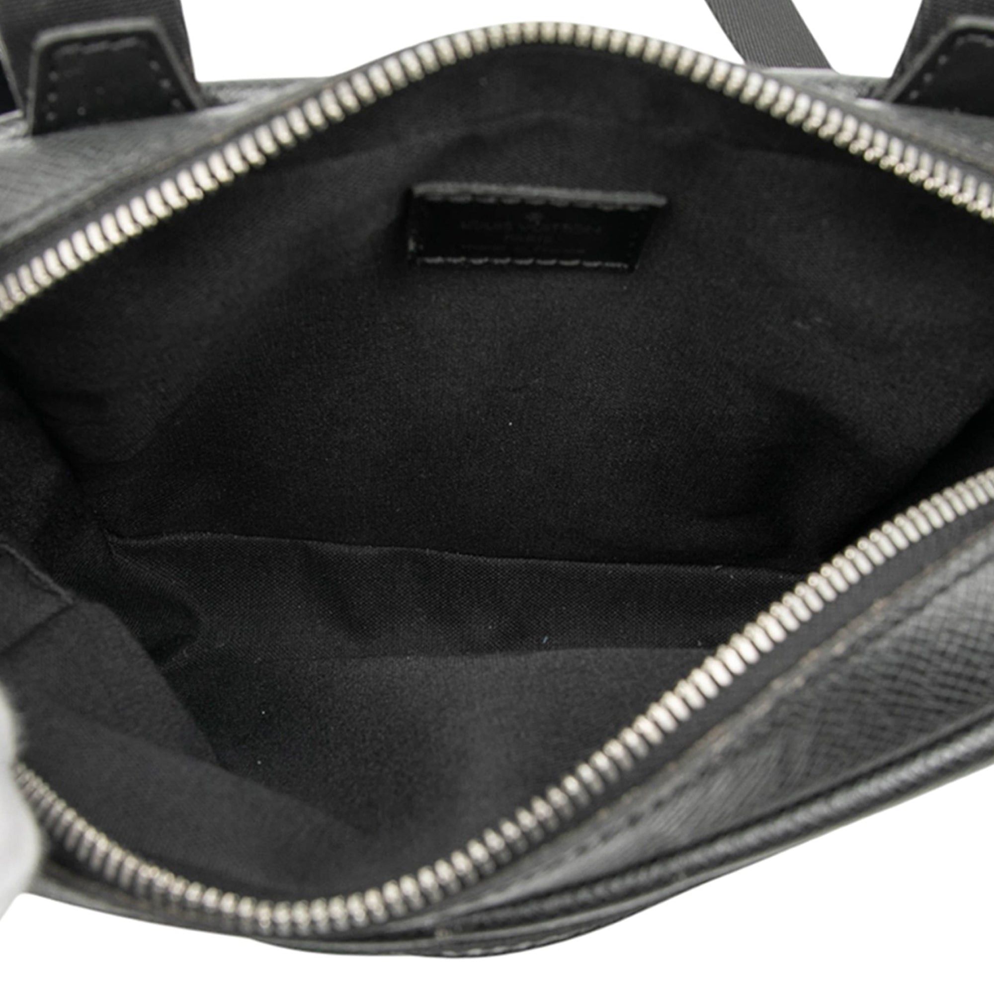 Louis Vuitton Taiga Sayan Size ONE SIZE - 4 Thumbnail