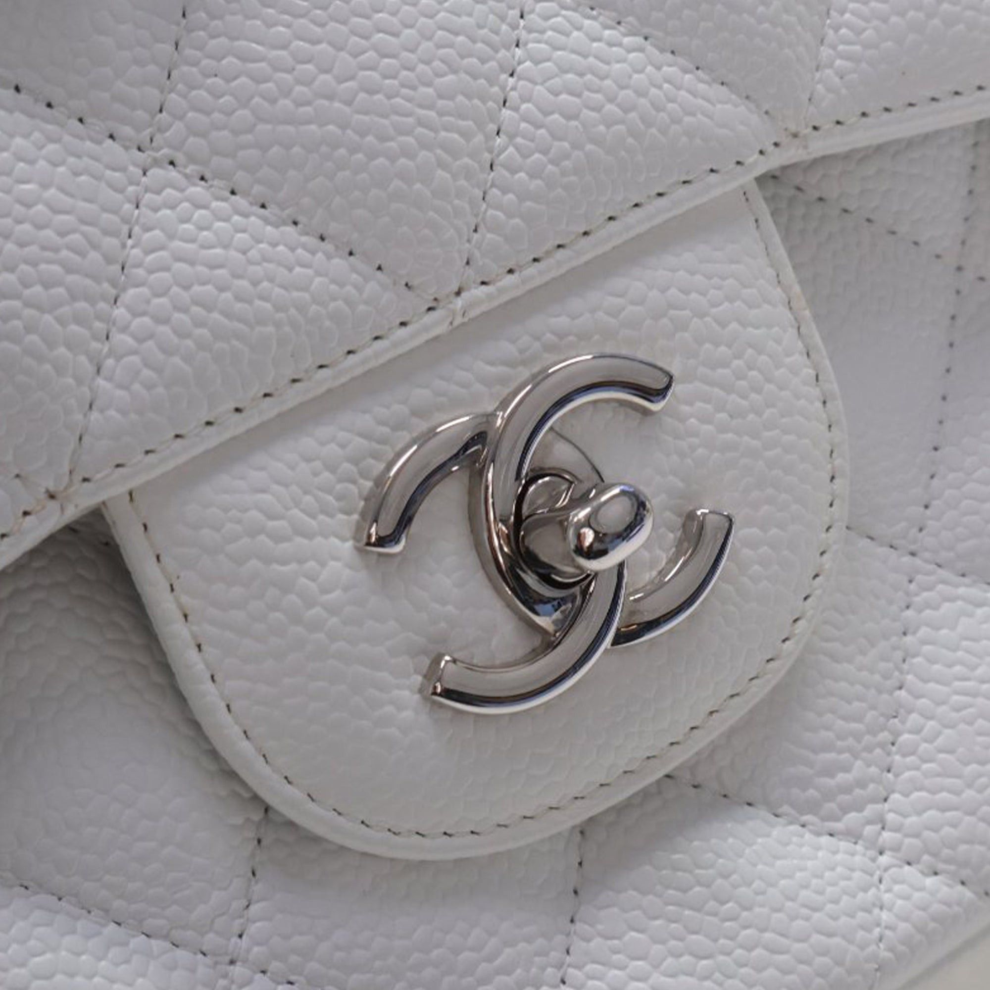Chanel Jumbo Classic Caviar Double Flap Size ONE SIZE - 5 Thumbnail