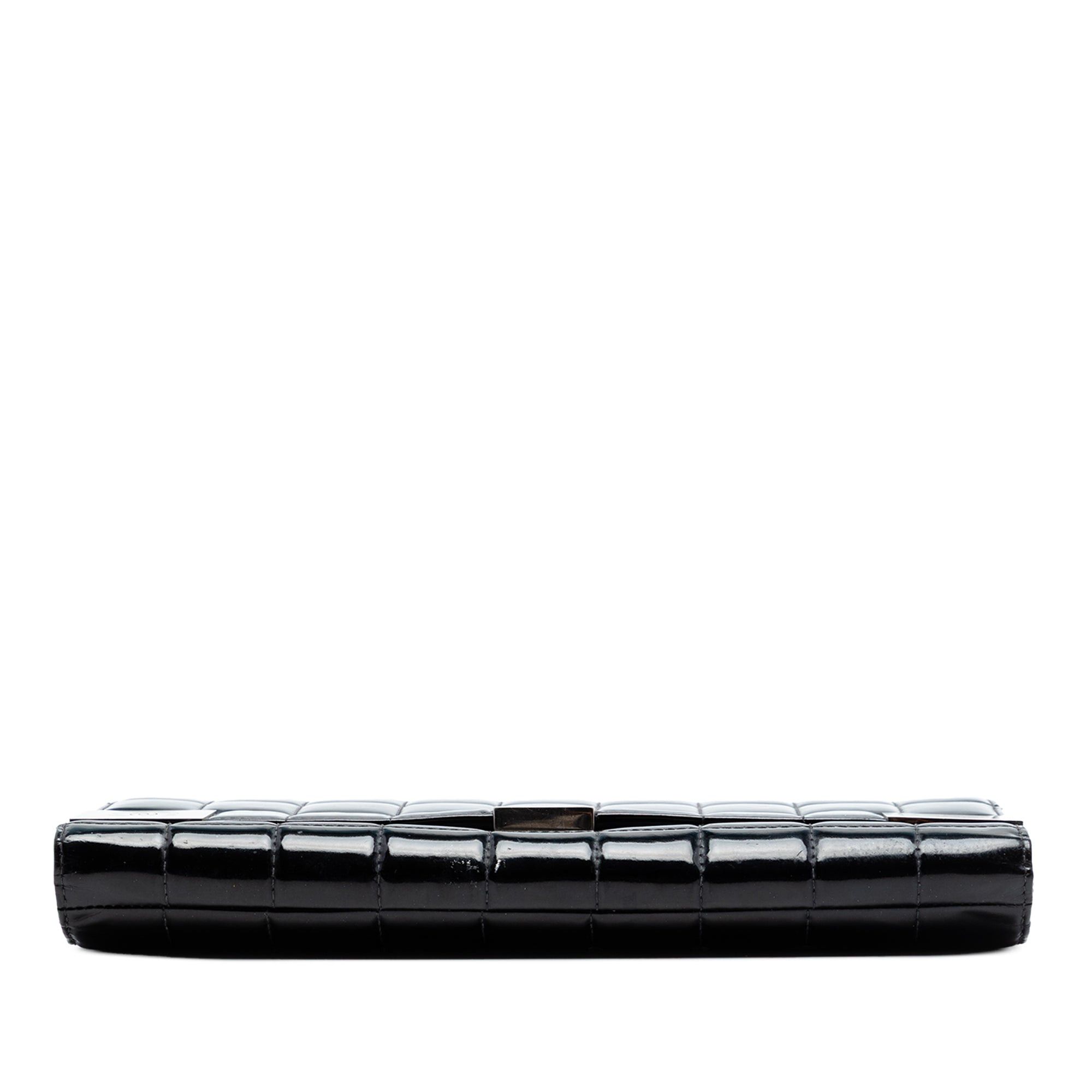 Chanel CC Chocolate Bar Patent Clutch on Chain Size ONE SIZE - 3 Thumbnail
