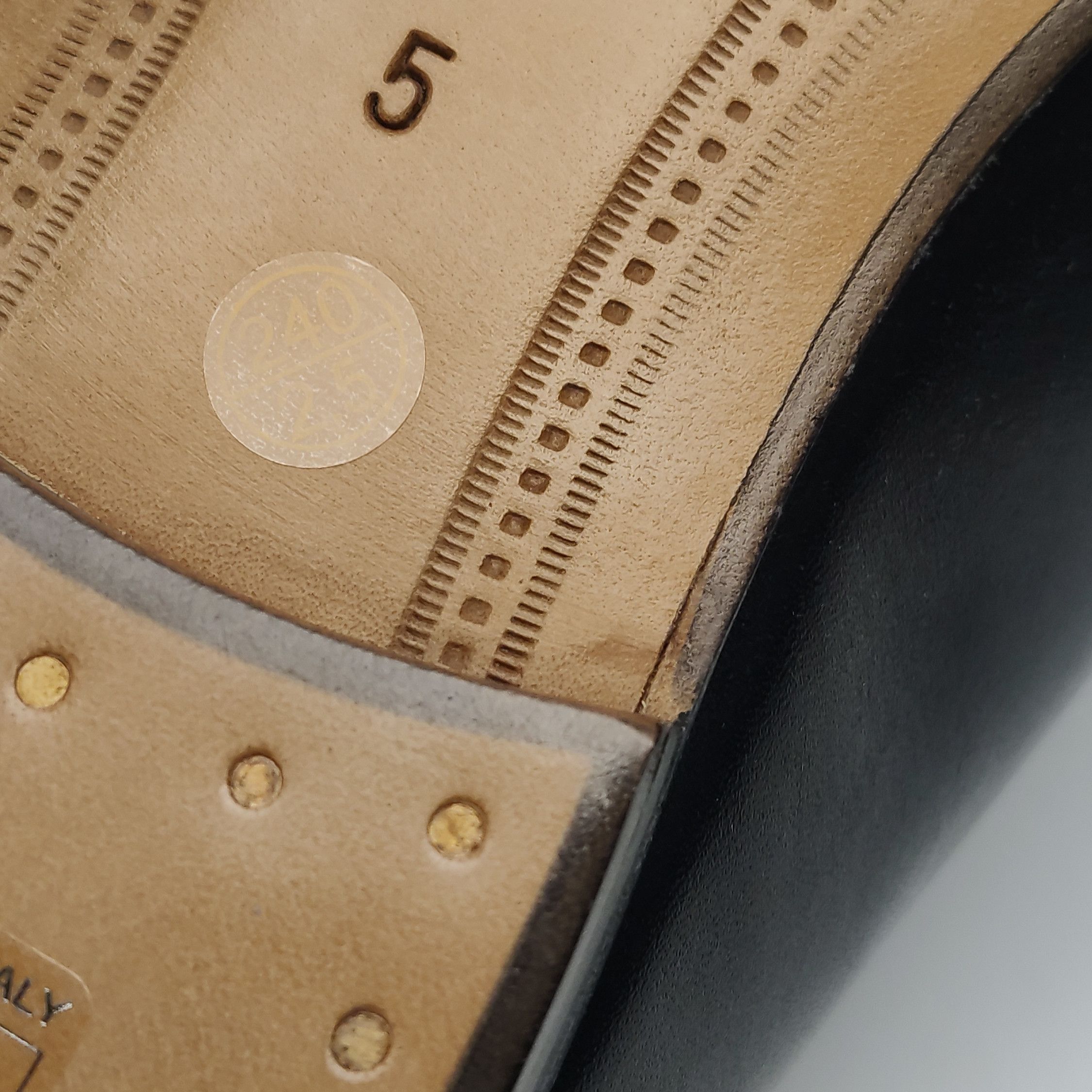 Gucci Gucci Men 6 Leather Size US 6 / EU 39 - 10 Thumbnail