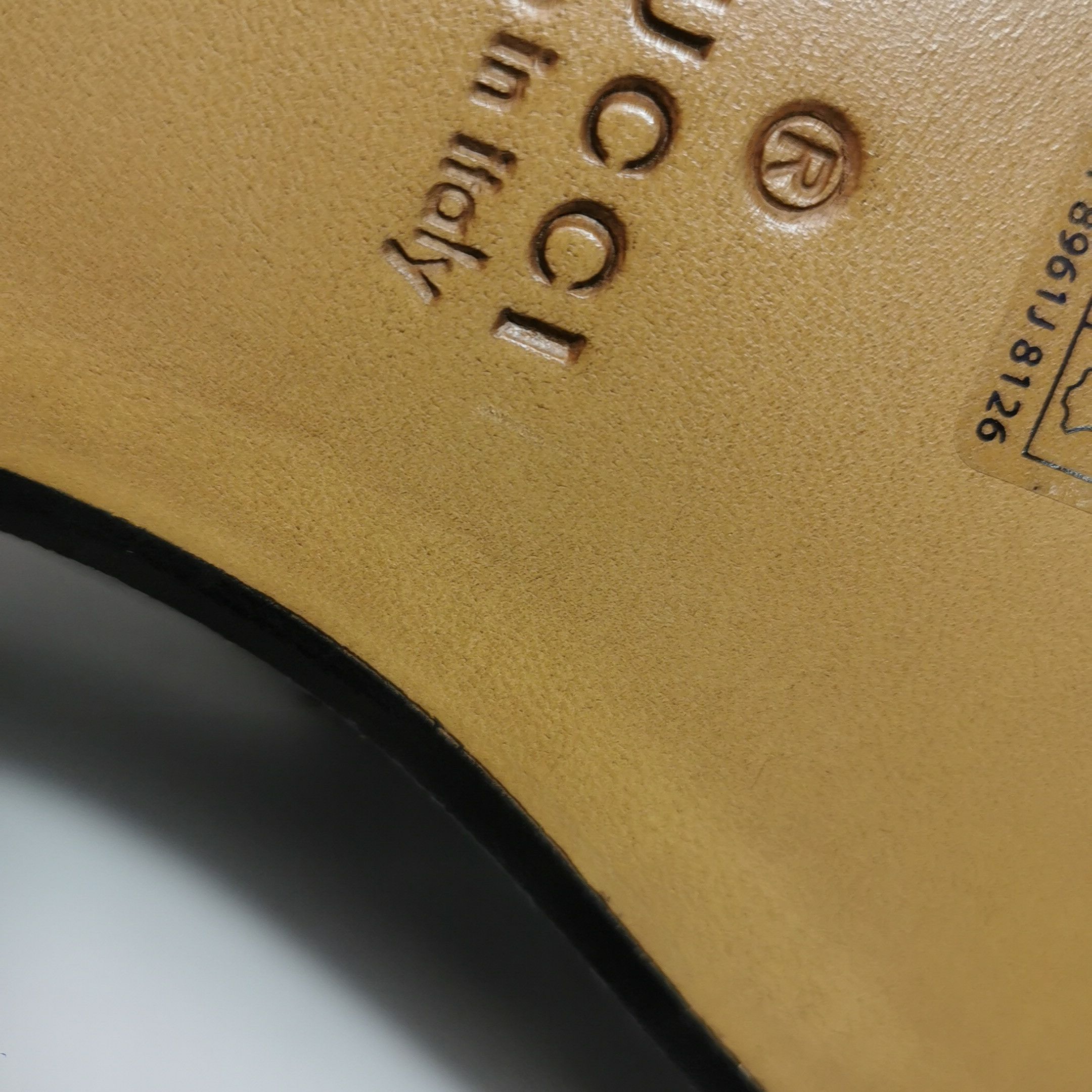 Gucci Gucci Men 7 Leather Size US 7 / EU 40 - 10 Thumbnail