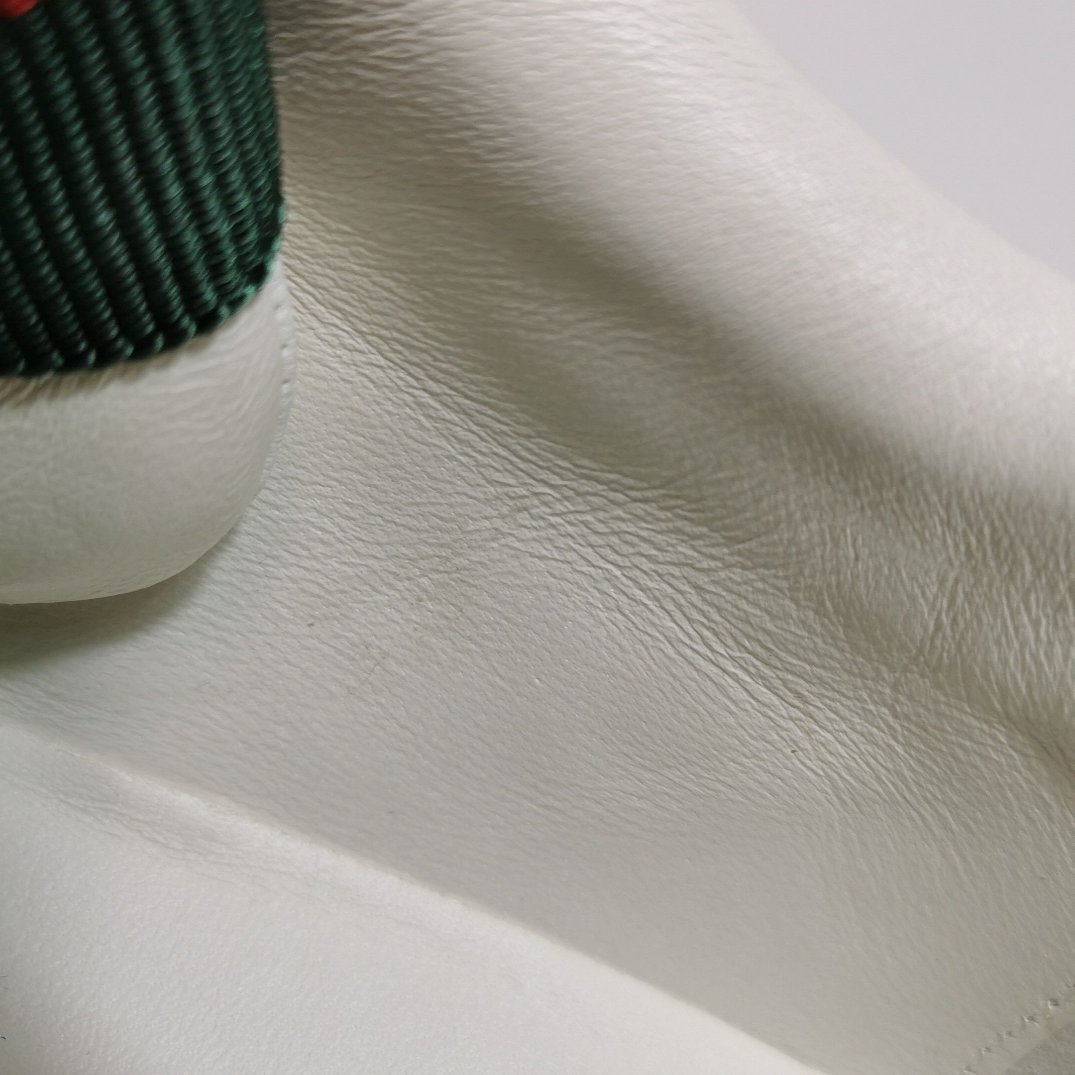 Gucci Gucci Men 8 Lowtop Sneakers Size US 8 / EU 41 - 18 Thumbnail