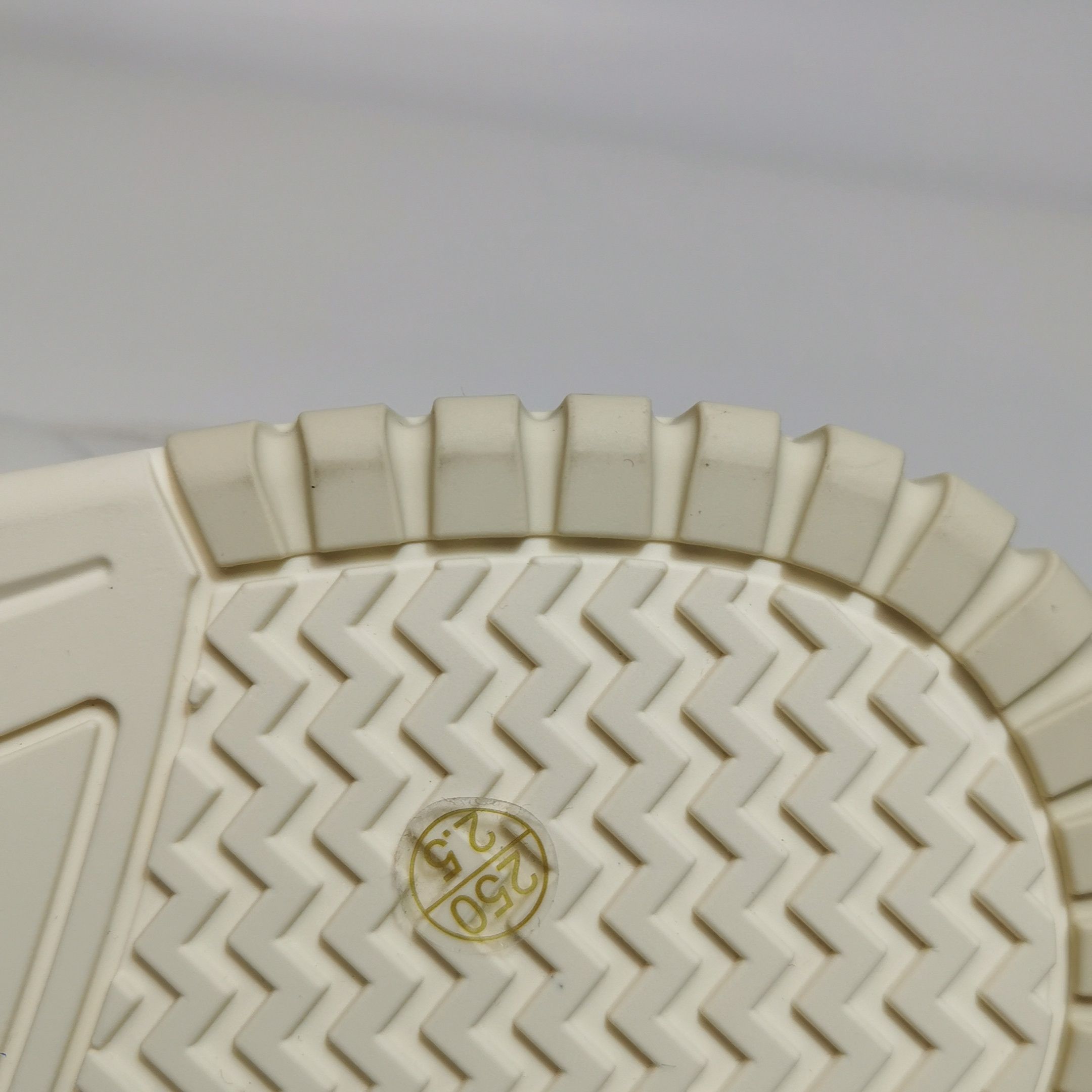 Gucci Gucci Men 8 Lowtop Sneakers Size US 8 / EU 41 - 17 Thumbnail