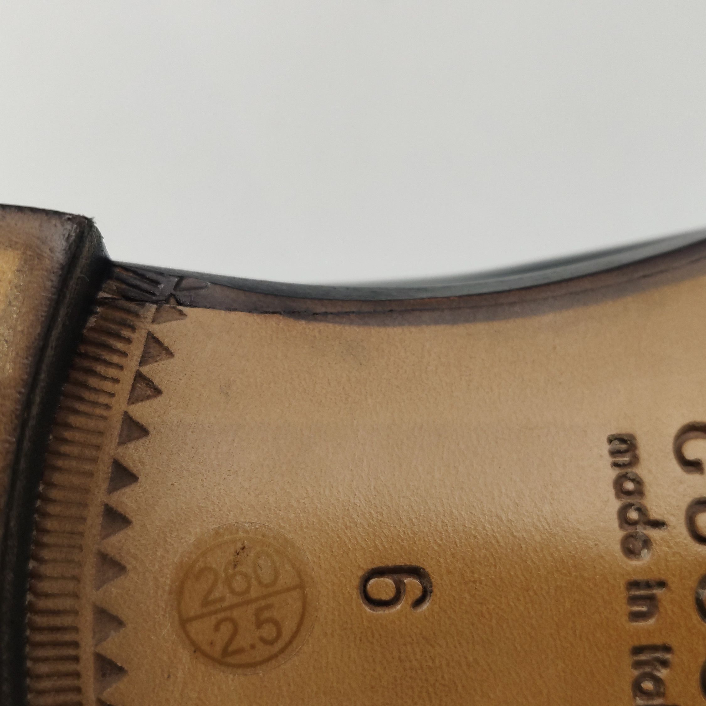 Gucci Gucci Men 7 Leather Size US 7 / EU 40 - 11 Thumbnail