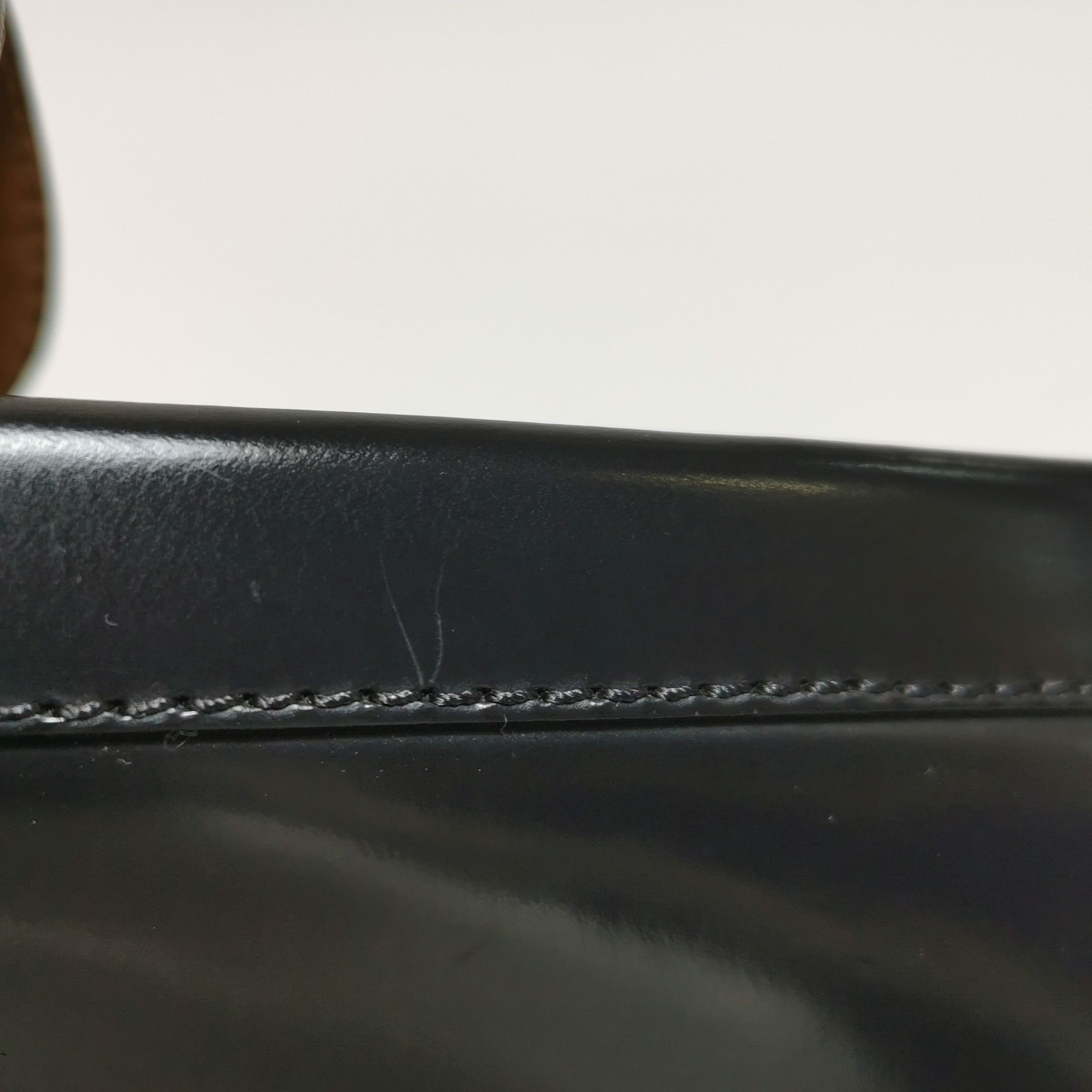 Gucci Gucci Men 5.5 Leather Size US 5.5 / EU 38 - 8 Thumbnail
