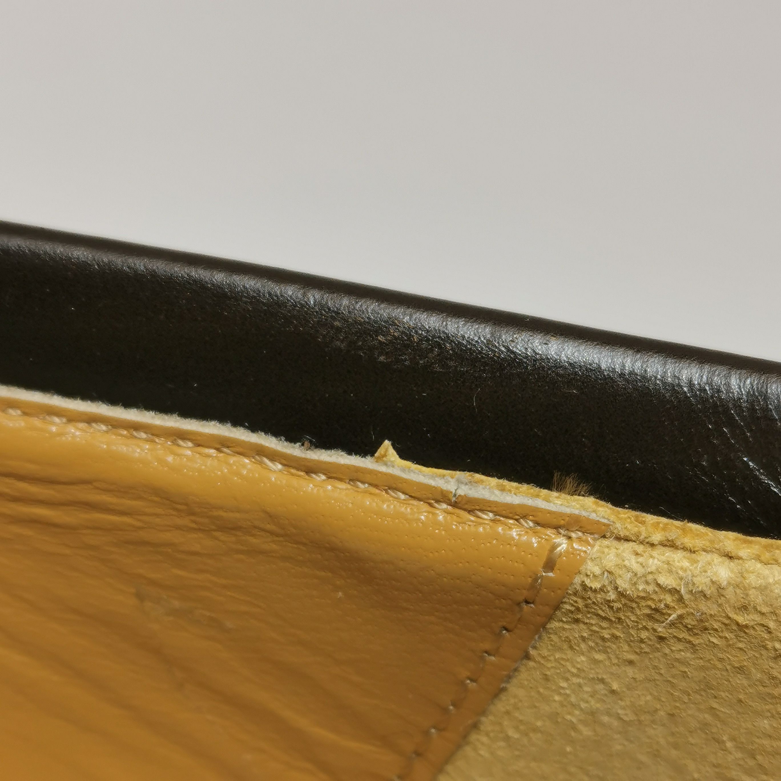 Gucci Gucci Men 5.5 Leather Size US 5.5 / EU 38 - 11 Thumbnail