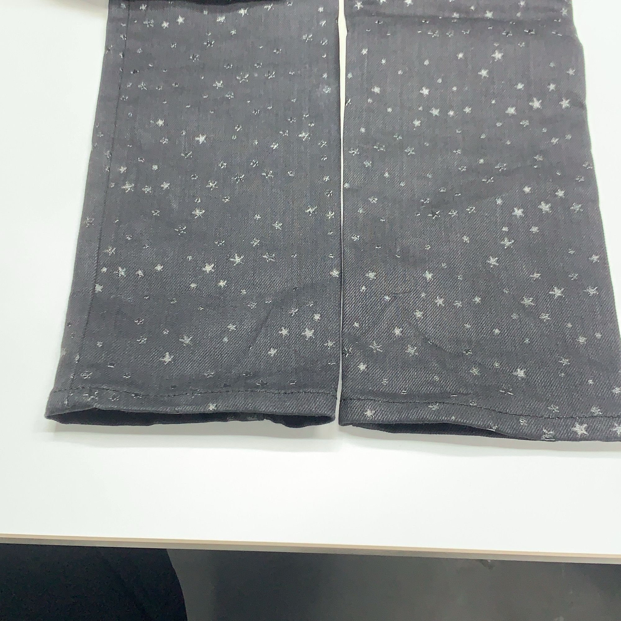 Saint Laurent Paris Saint Laurent Star Print Jeans Size 24 Size 24" / US 00 / IT 34 - 8 Thumbnail