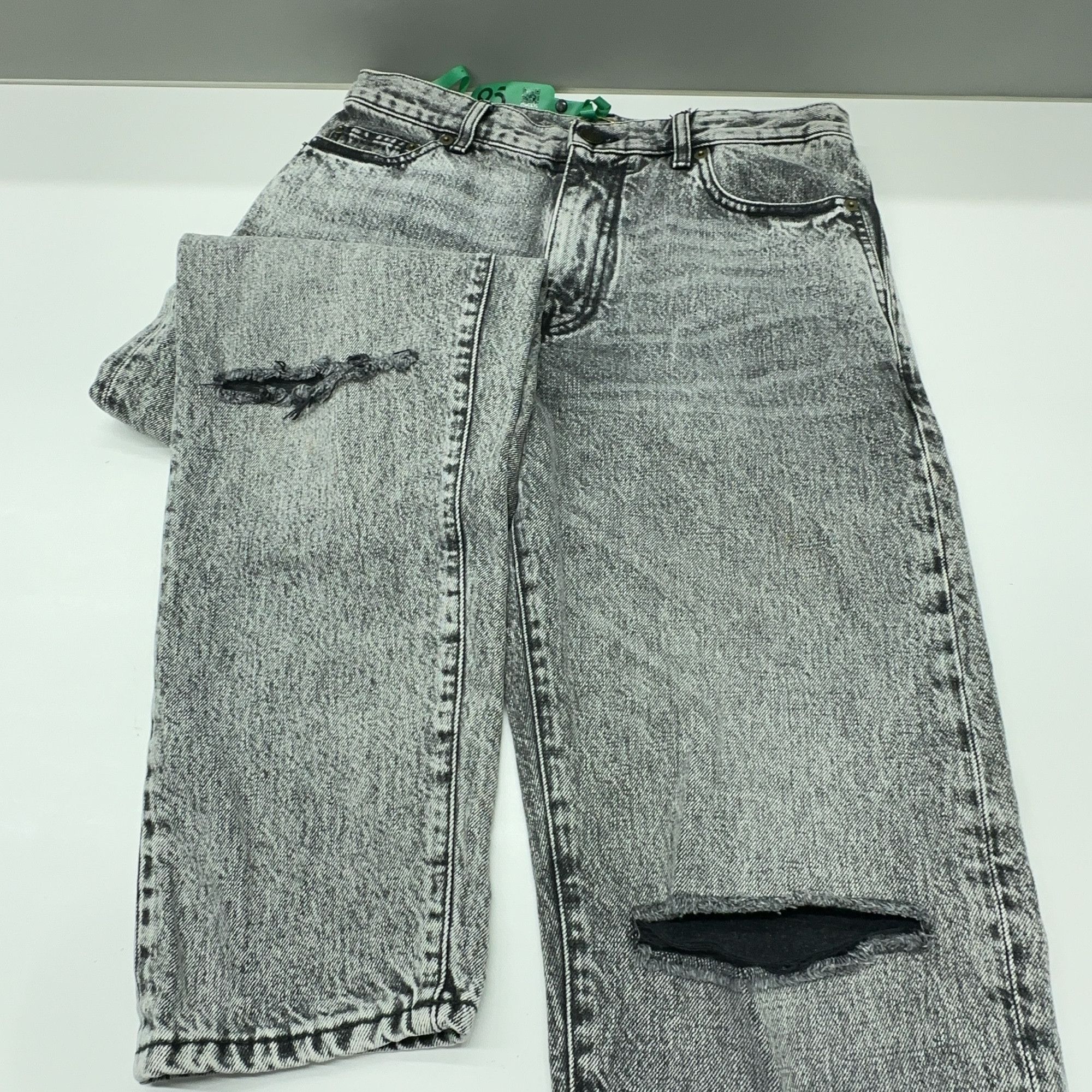 Saint Laurent Paris Saint Laurent Distressed Acid Wash Jeans Size 27 Size US 27 - 6 Thumbnail