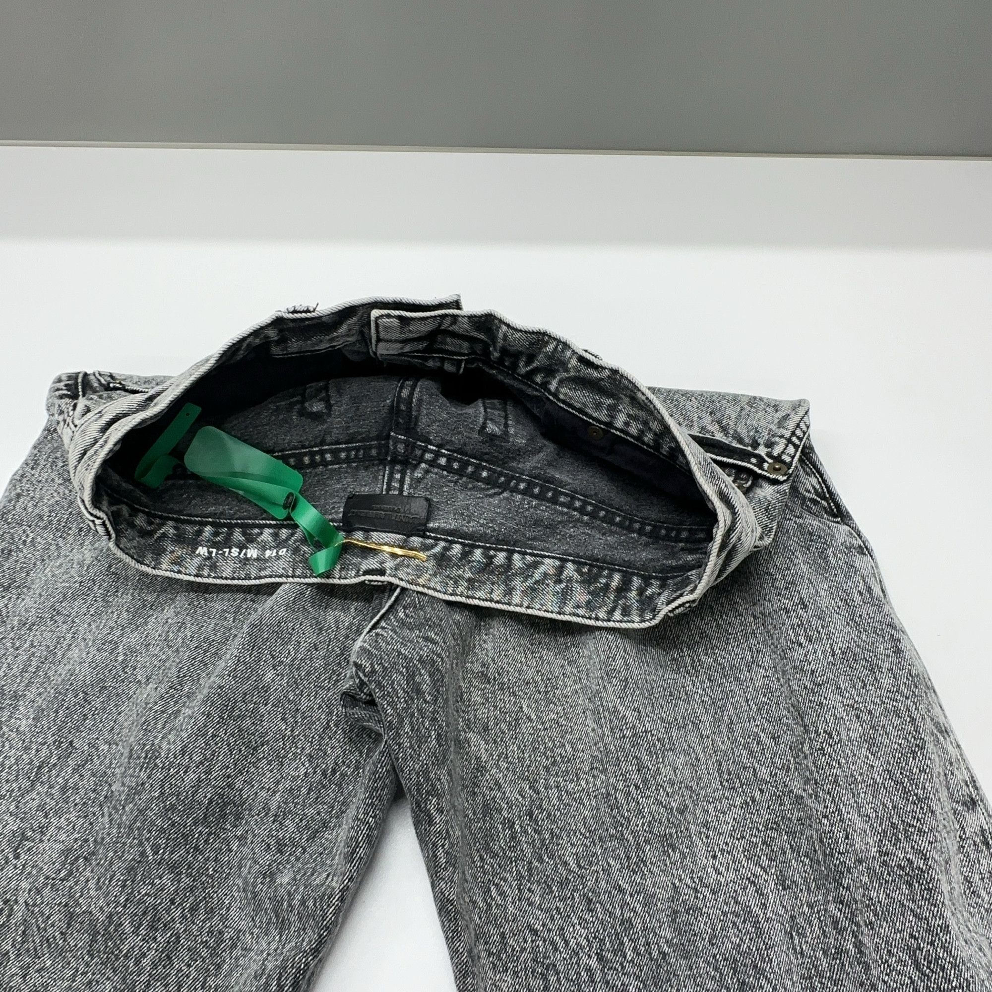 Saint Laurent Paris Saint Laurent Distressed Acid Wash Jeans Size 27 Size US 27 - 5 Thumbnail