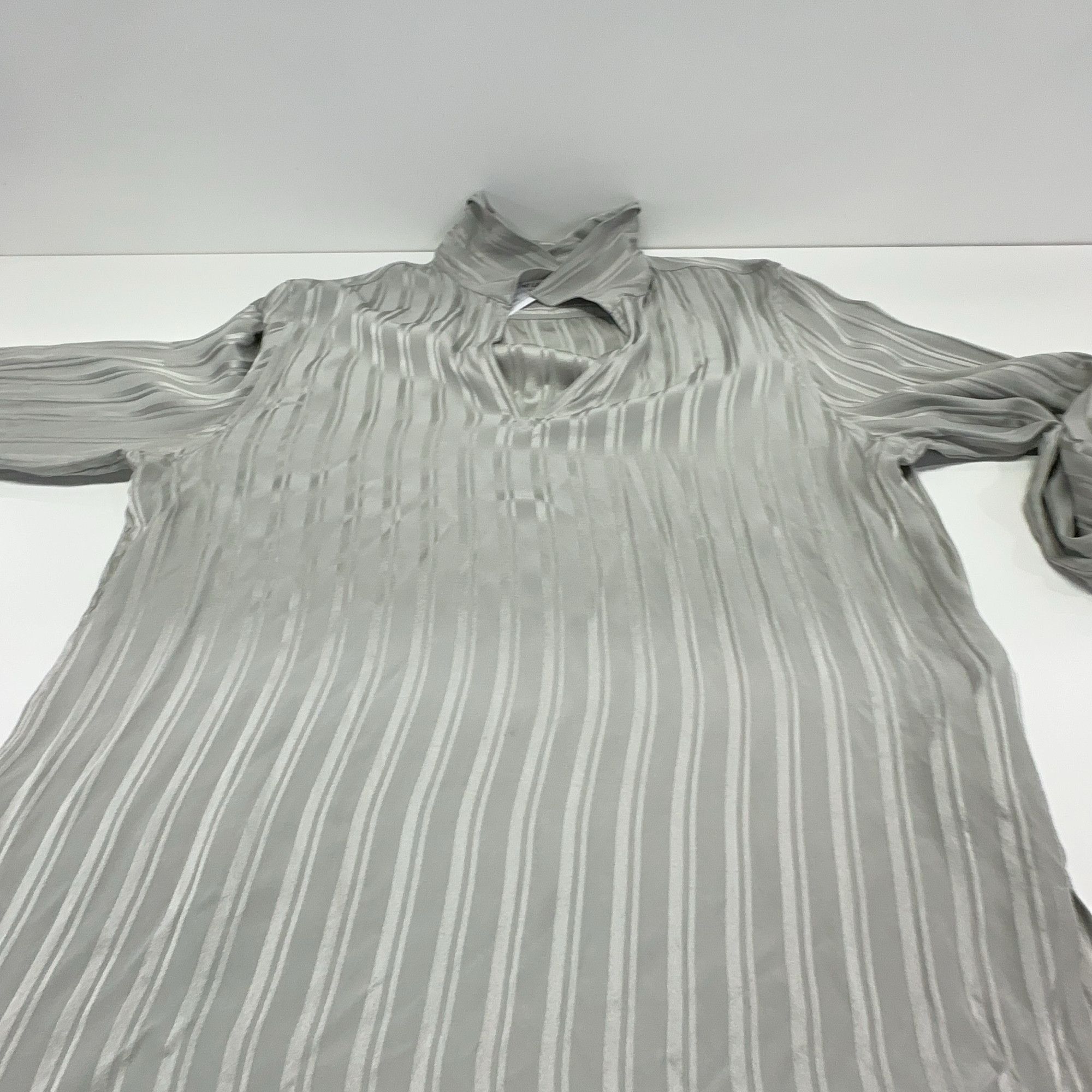 Saint Laurent Paris Saint Laurent Striped Silk Shirt Size S Size US S / EU 44-46 / 1 - 7 Thumbnail