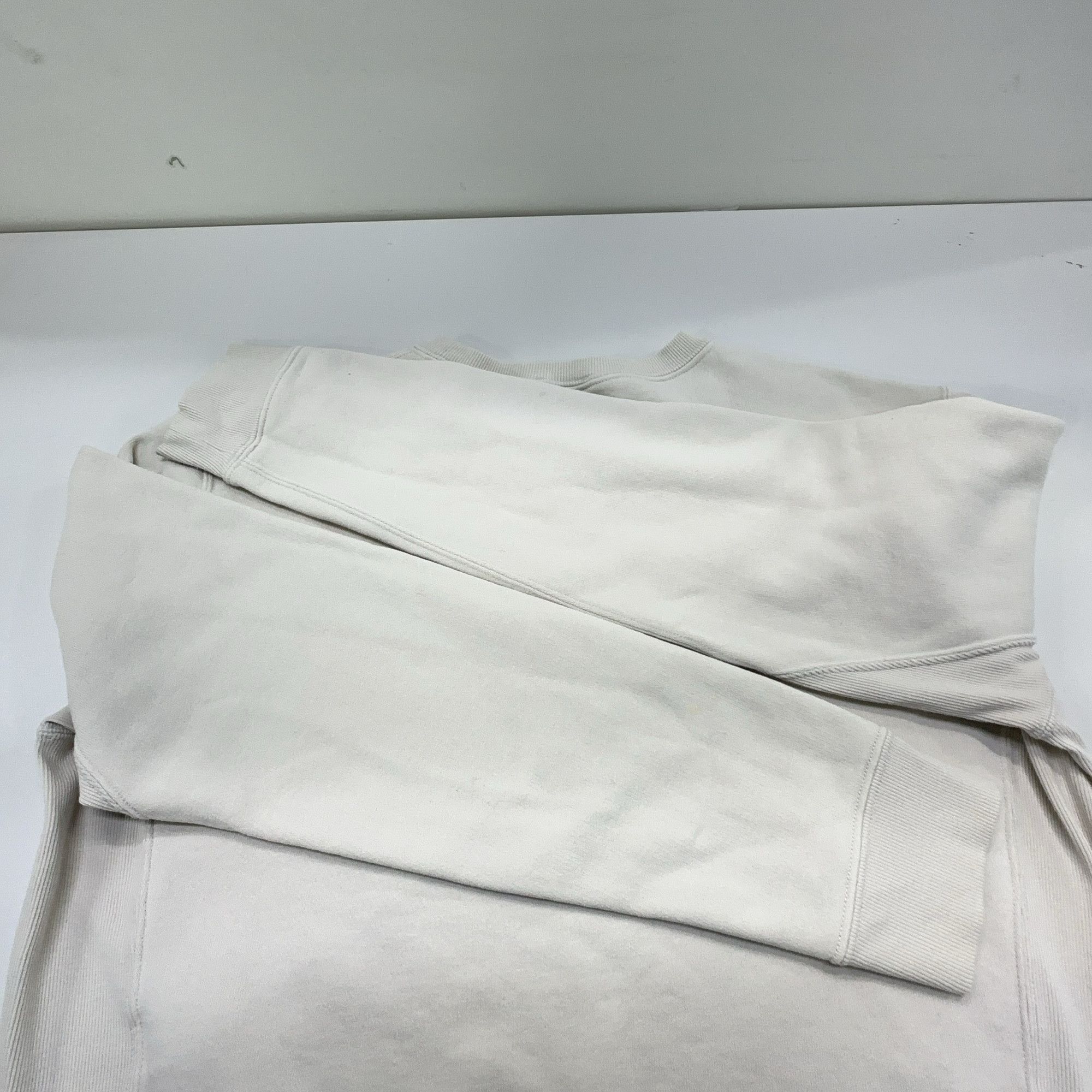 Saint Laurent Paris Saint Laurent YSL Logo Sweatshirt Size M Size US M / EU 48-50 / 2 - 9 Thumbnail
