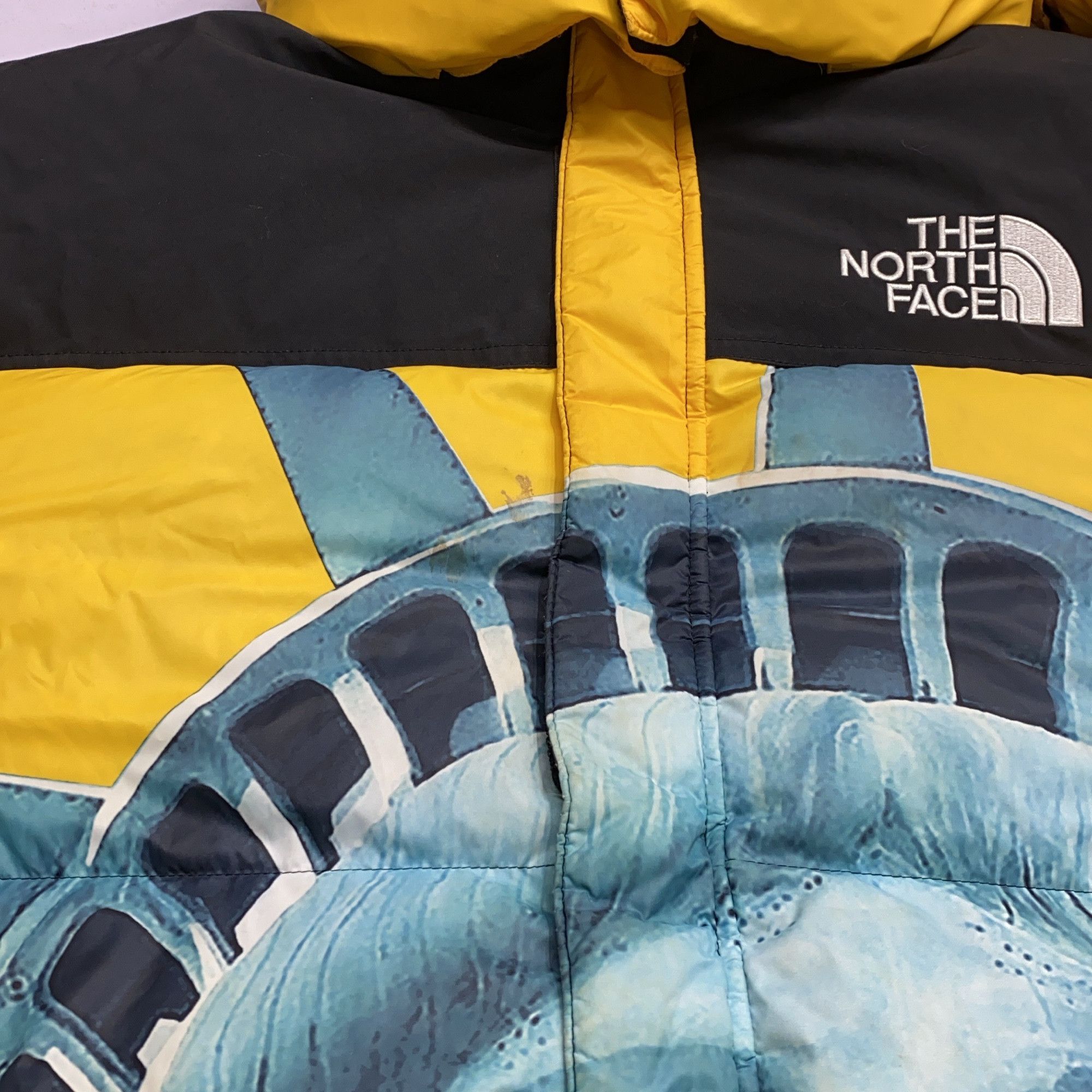 Supreme Supreme x The North Face Statue of Liberty Puffer Size L Size US L / EU 52-54 / 3 - 11 Thumbnail