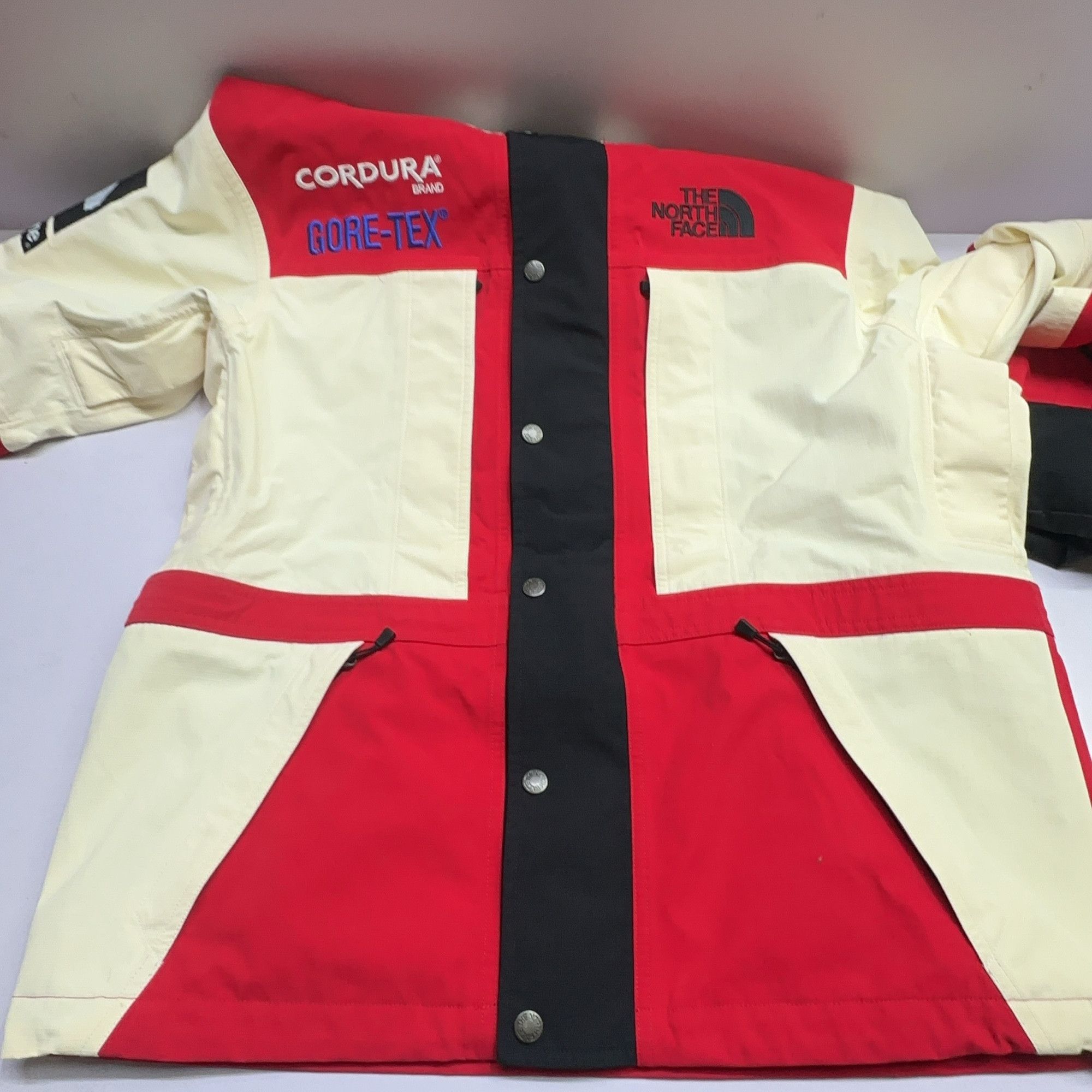 Supreme Supreme x The North Face Expedition Jacket M Size US M / EU 48-50 / 2 - 10 Thumbnail