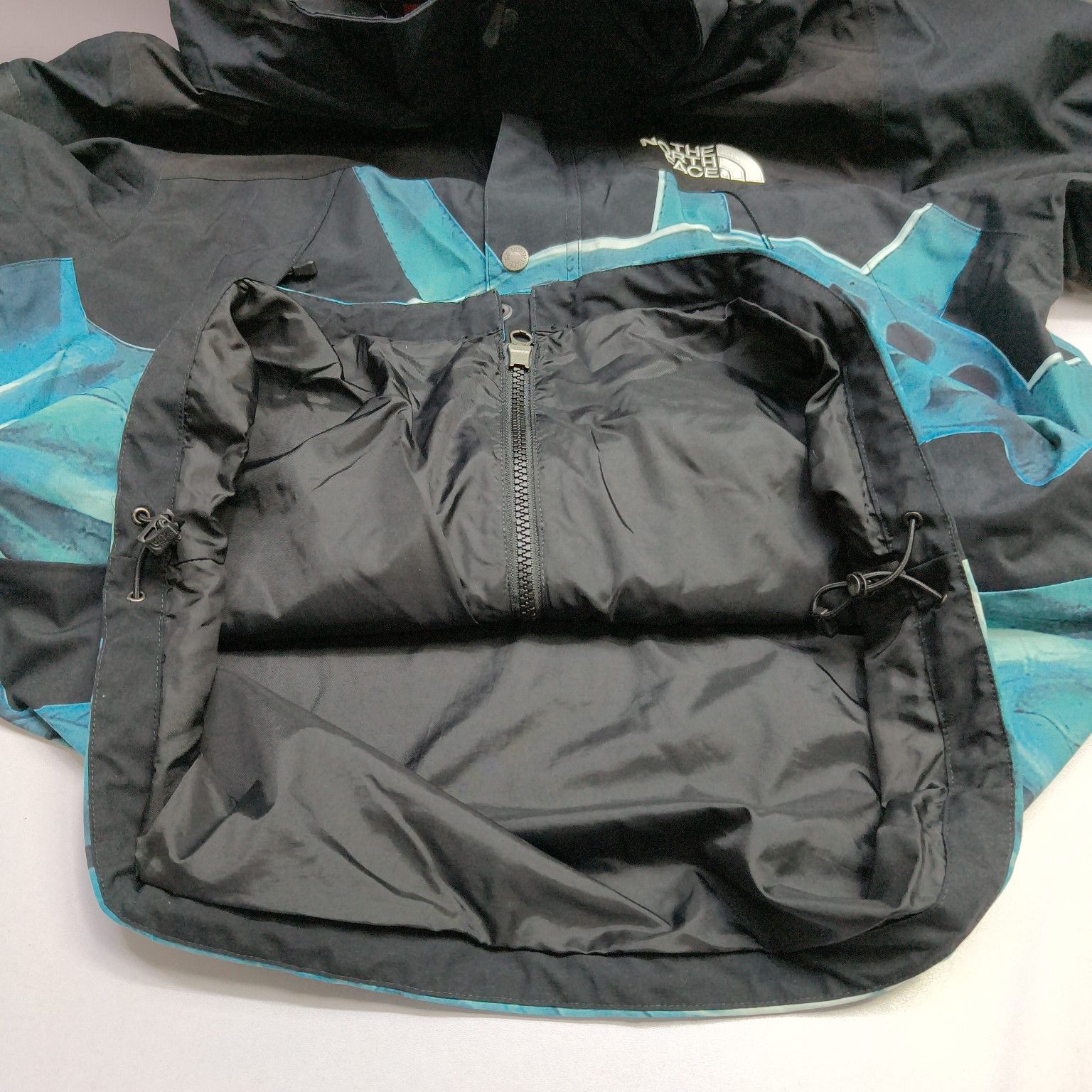 Supreme Supreme x The North Face Statue of Liberty Mountain Jacket M Size US M / EU 48-50 / 2 - 11 Thumbnail