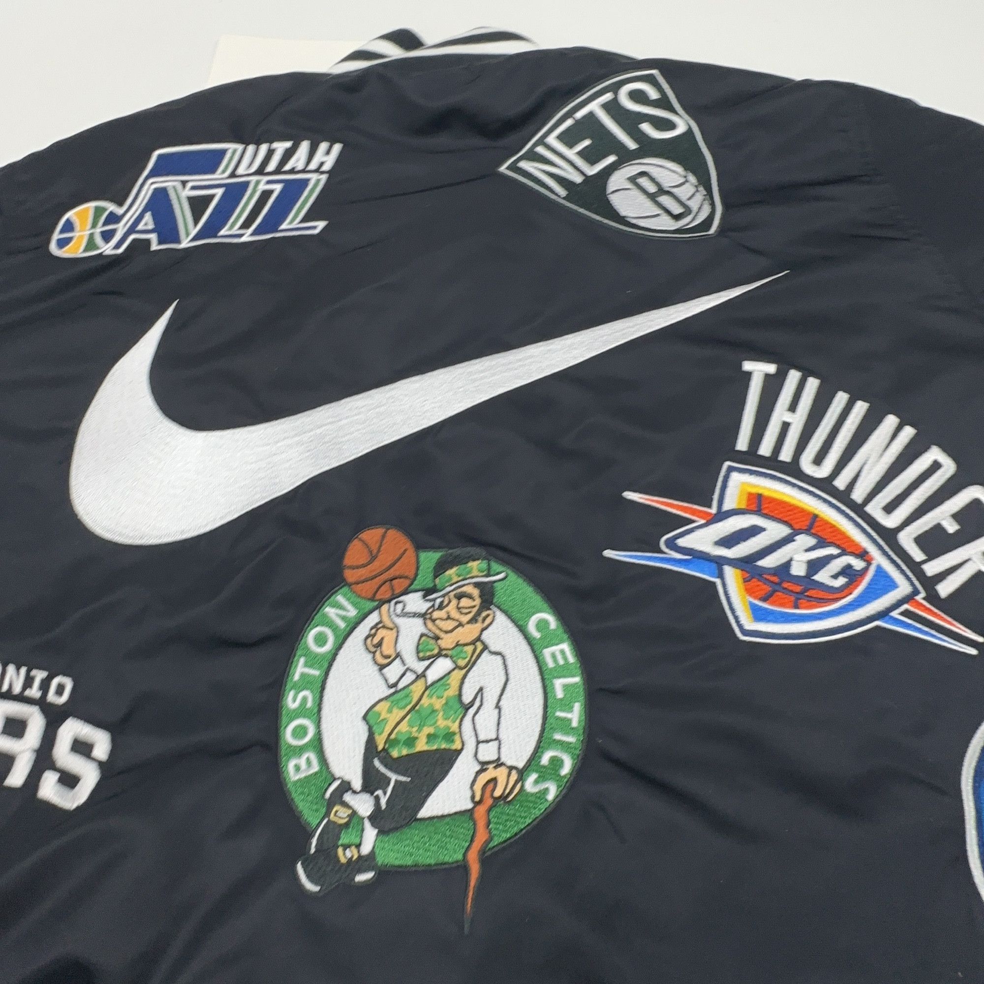 Supreme Supreme x Nike NBA Team Warm-Up Jacket Size M Size US M / EU 48-50 / 2 - 6 Thumbnail