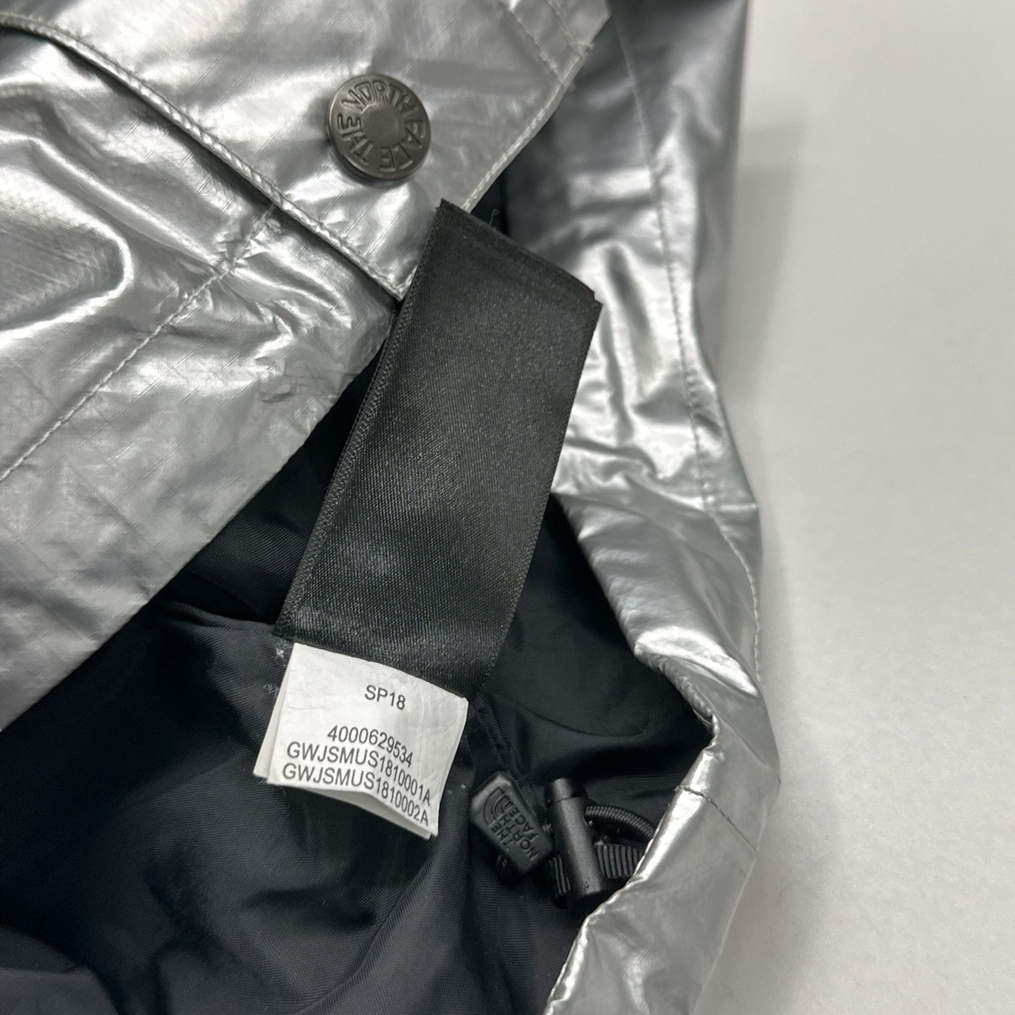 Supreme Supreme x The North Face Metallic Parka Size L Size US L / EU 52-54 / 3 - 4 Thumbnail