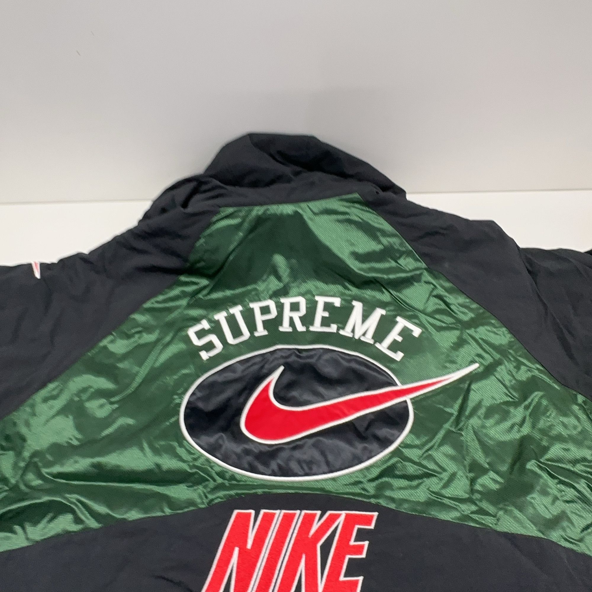 Supreme Supreme x Nike Hooded Sport Jacket Size M Size US M / EU 48-50 / 2 - 15 Thumbnail