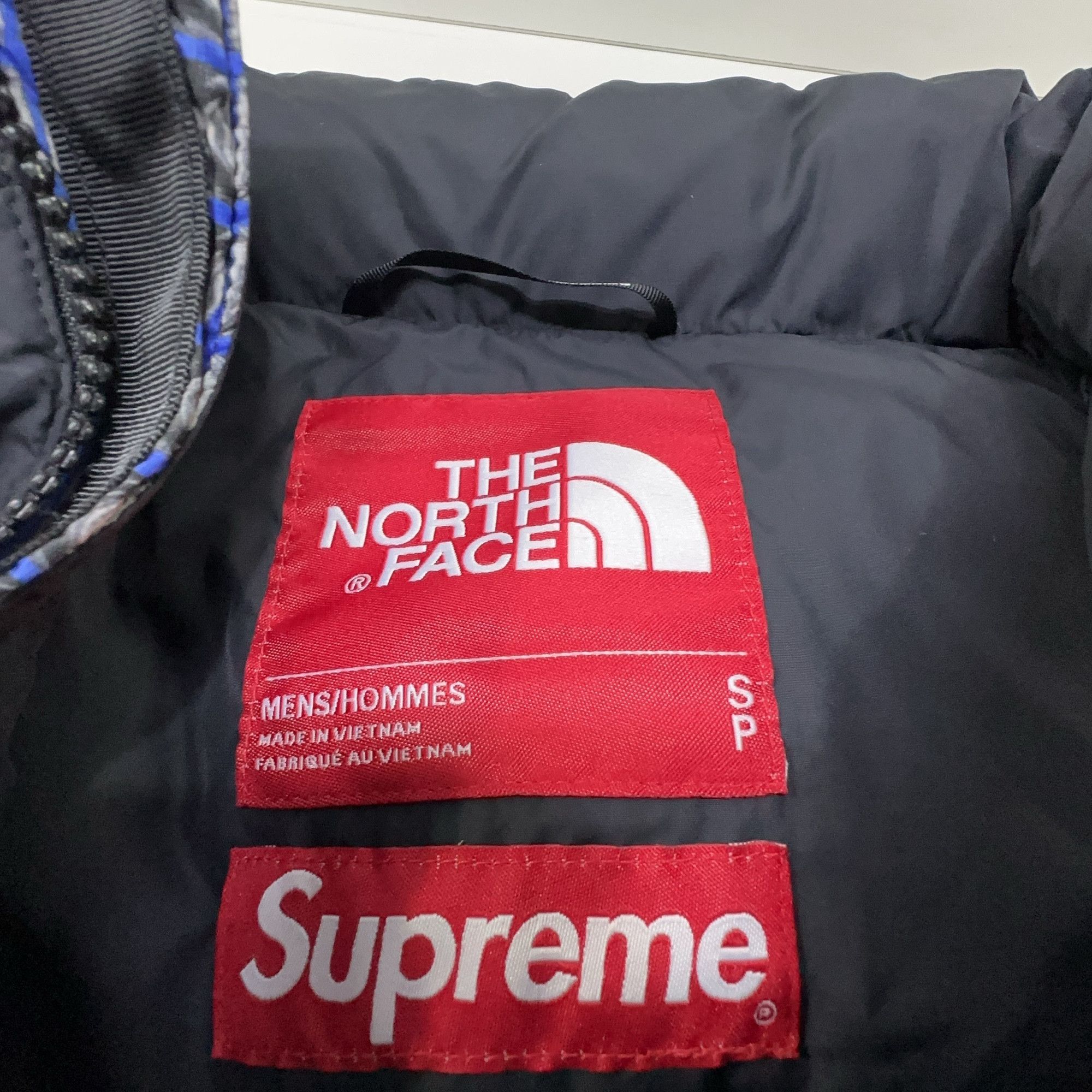 Supreme × The North Face Supreme x The North Face Studded Nuptse Jacket Size S Size US S / EU 44-46 / 1 - 3 Thumbnail