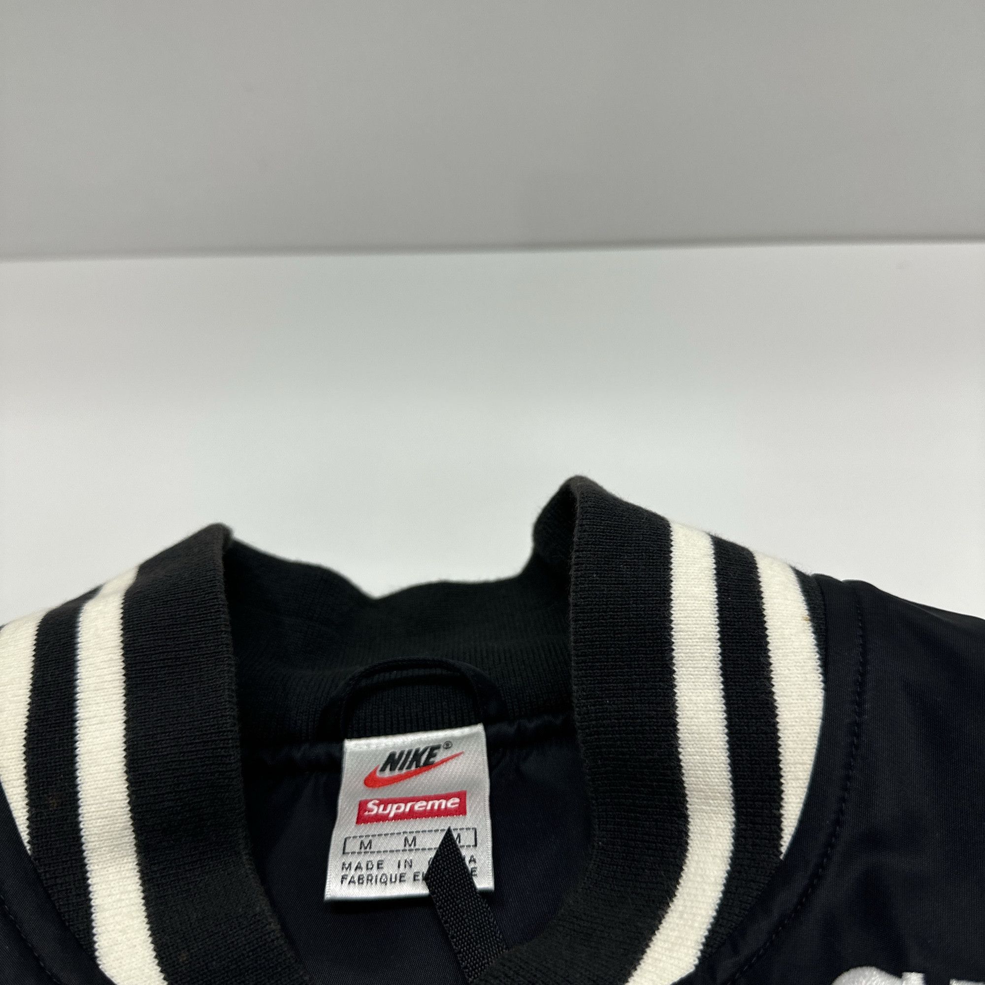 Supreme Supreme x Nike NBA Teams Warm-Up Jacket Black Size M Size US M / EU 48-50 / 2 - 3 Thumbnail