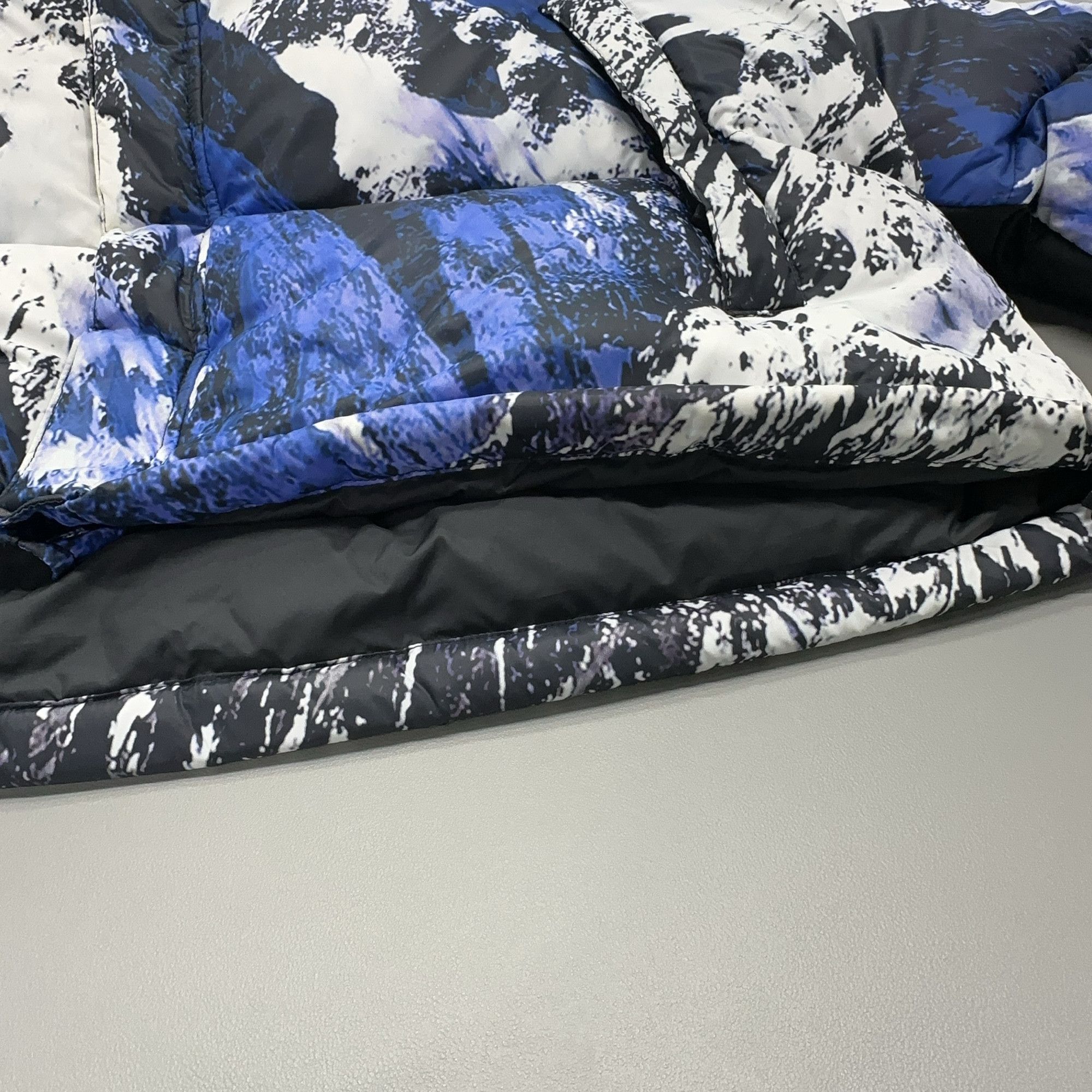 Supreme Supreme x The North Face Mountain Baltoro Jacket Size L Size US L / EU 52-54 / 3 - 9 Thumbnail