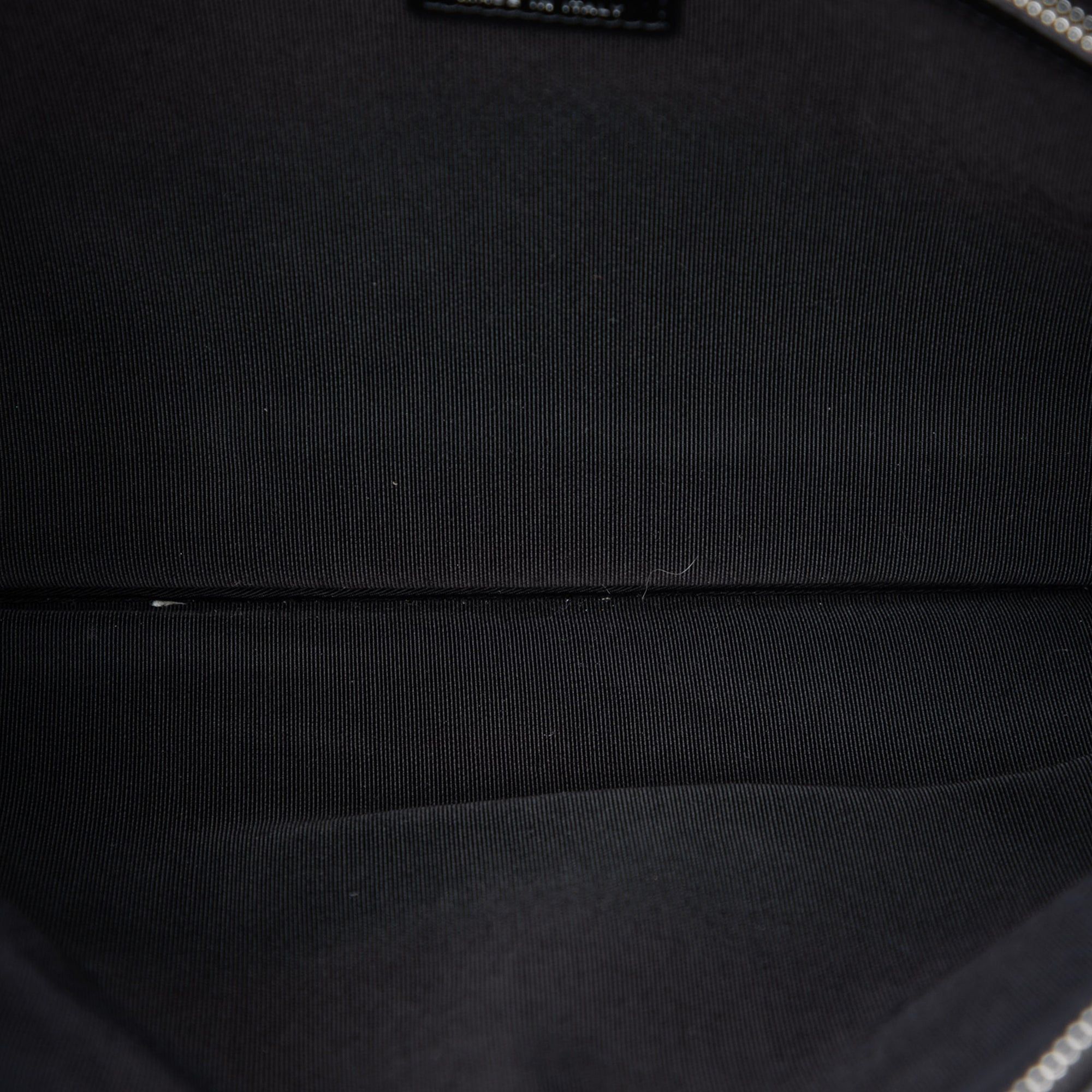 Chanel Large Wool Felt Deauville O Case Clutch Size ONE SIZE - 4 Thumbnail