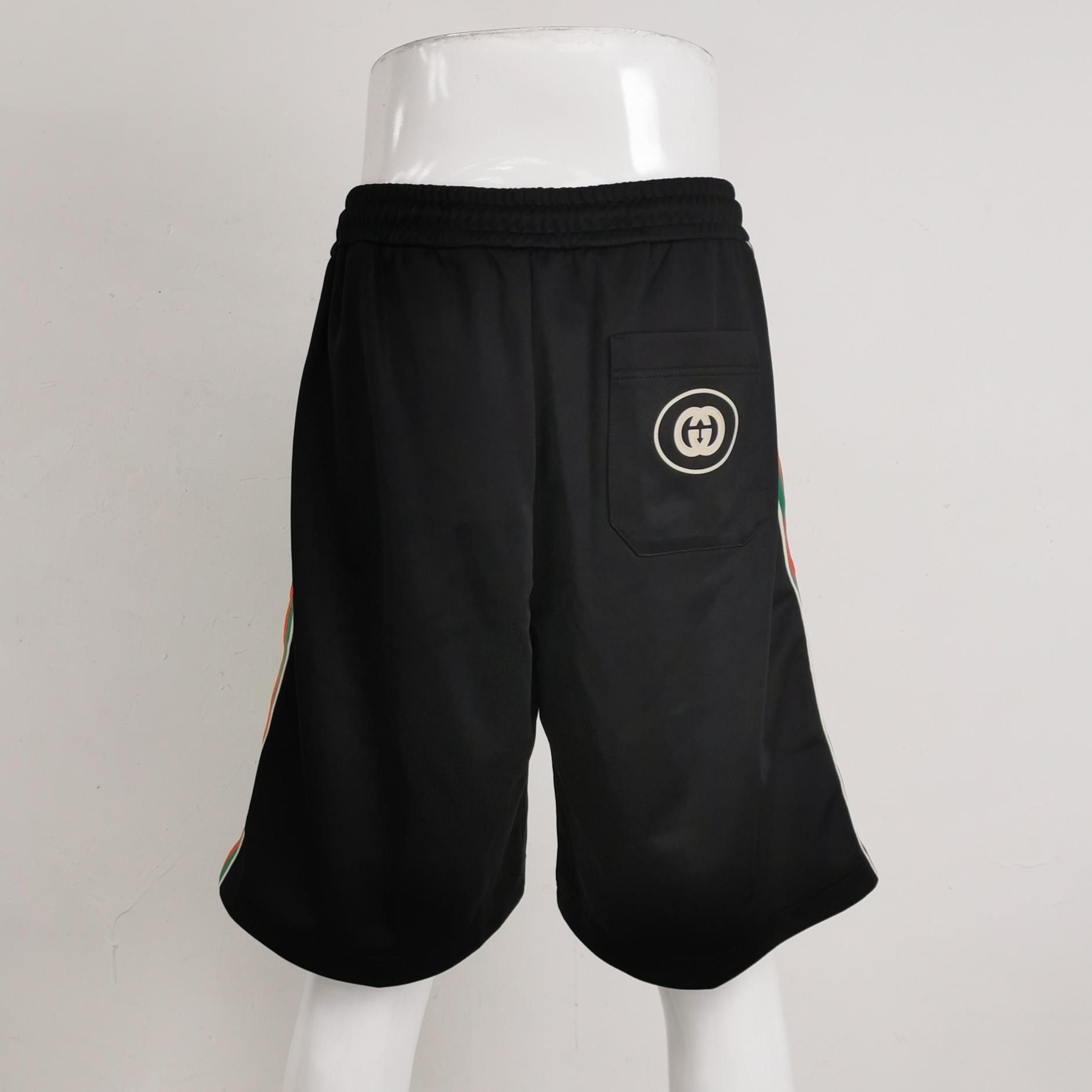 Gucci Gucci Men 30 Shorts Size US 30 / EU 46 - 2 Thumbnail